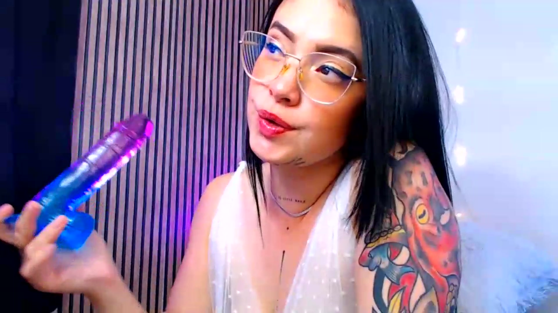 Gallery image thumbnail from Isa_Maiden's myfreecams stream on, 08/14/2026, 18:27 image 19 of 20