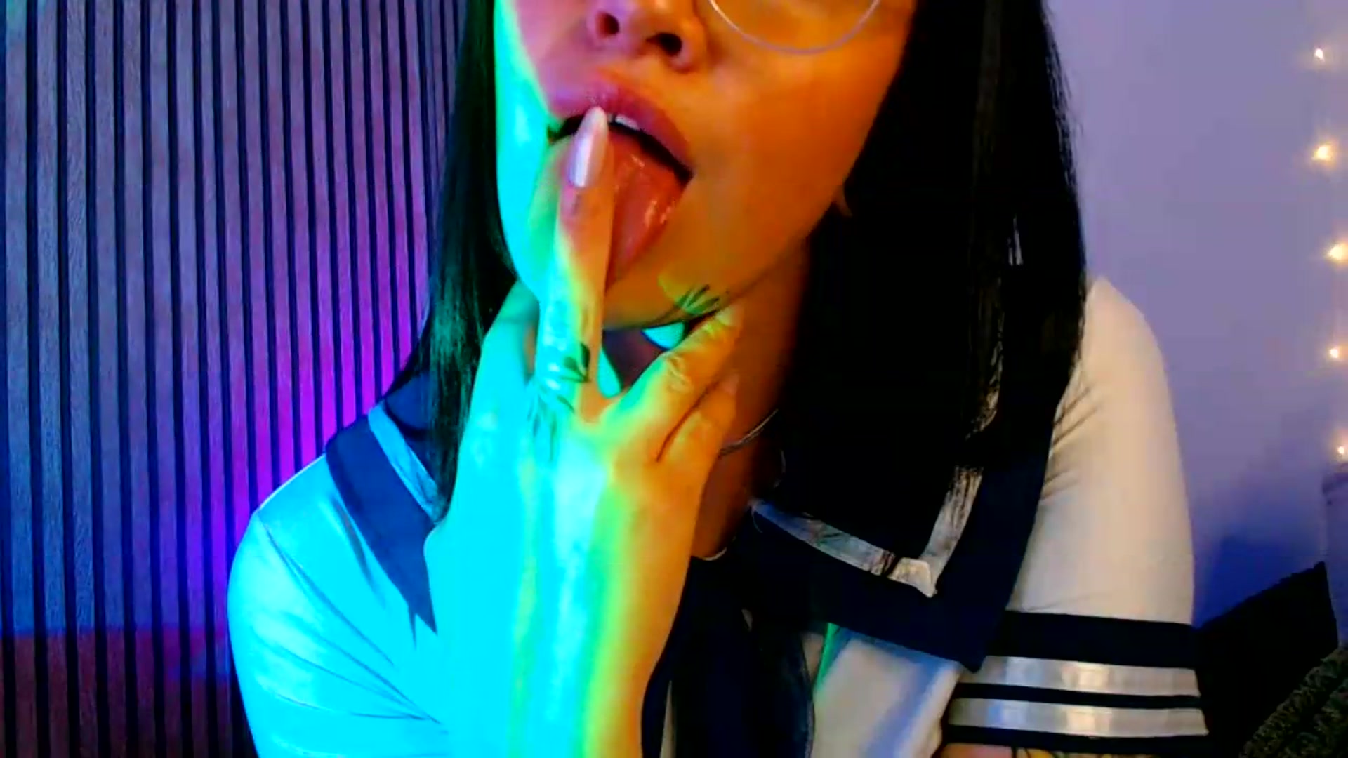 Gallery image thumbnail from Isa_Maiden's myfreecams stream on, 08/24/2026, 17:46 image 17 of 20