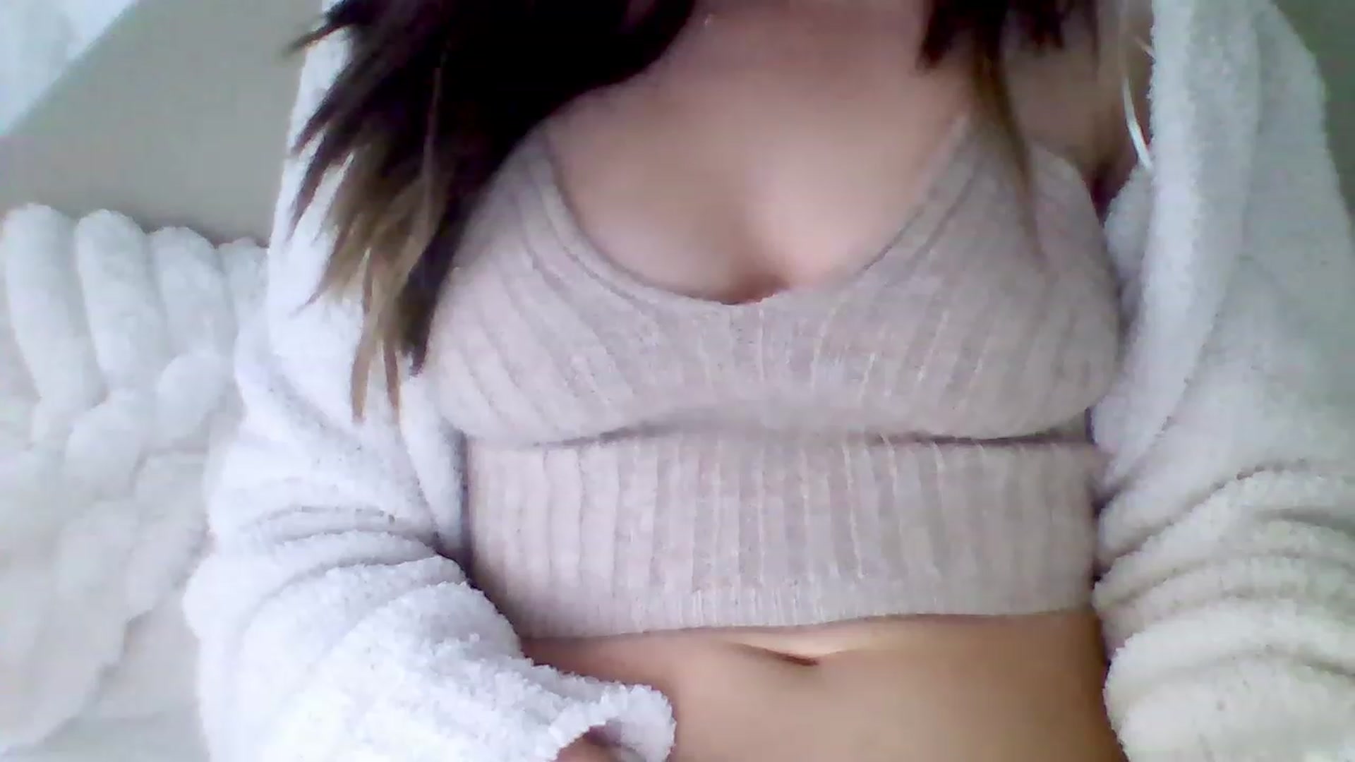 Gallery image thumbnail from Isa__'s myfreecams stream on, 11/27/2022, 12:26 image 11 of 20