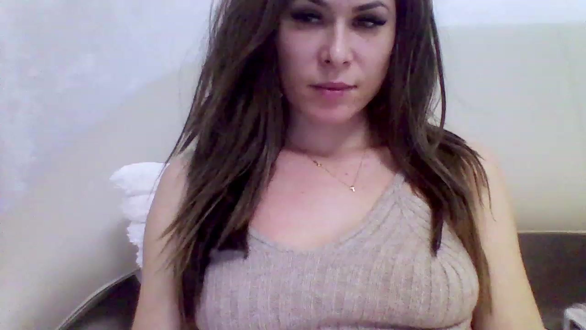 Gallery image thumbnail from Isa__'s myfreecams stream on, 11/27/2022, 20:54 image 1 of 20