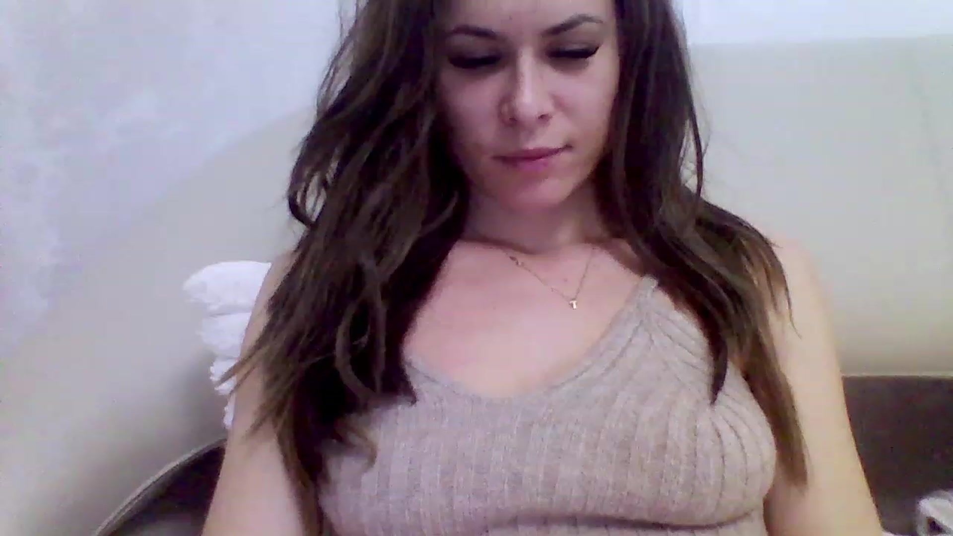 Gallery image thumbnail from Isa__'s myfreecams stream on, 11/27/2022, 20:54 image 19 of 20
