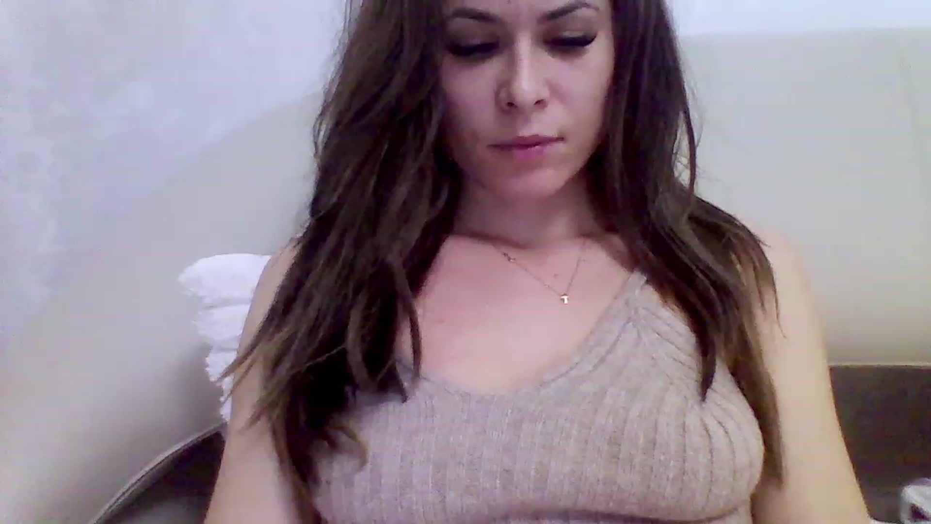 Gallery image thumbnail from Isa__'s myfreecams stream on, 11/27/2022, 20:54 image 20 of 20