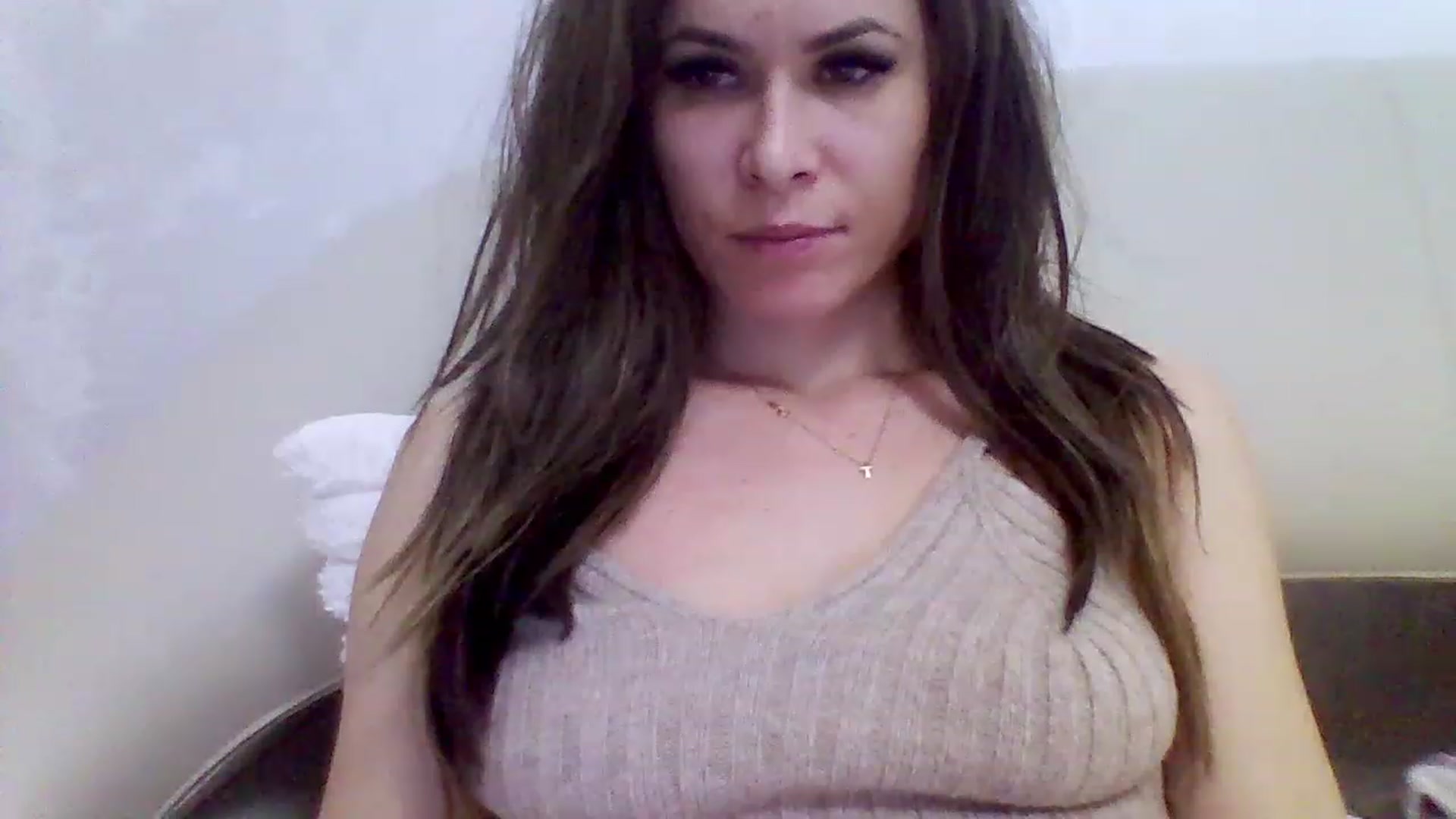 Gallery image thumbnail from Isa__'s myfreecams stream on, 11/27/2022, 20:54 image 18 of 20