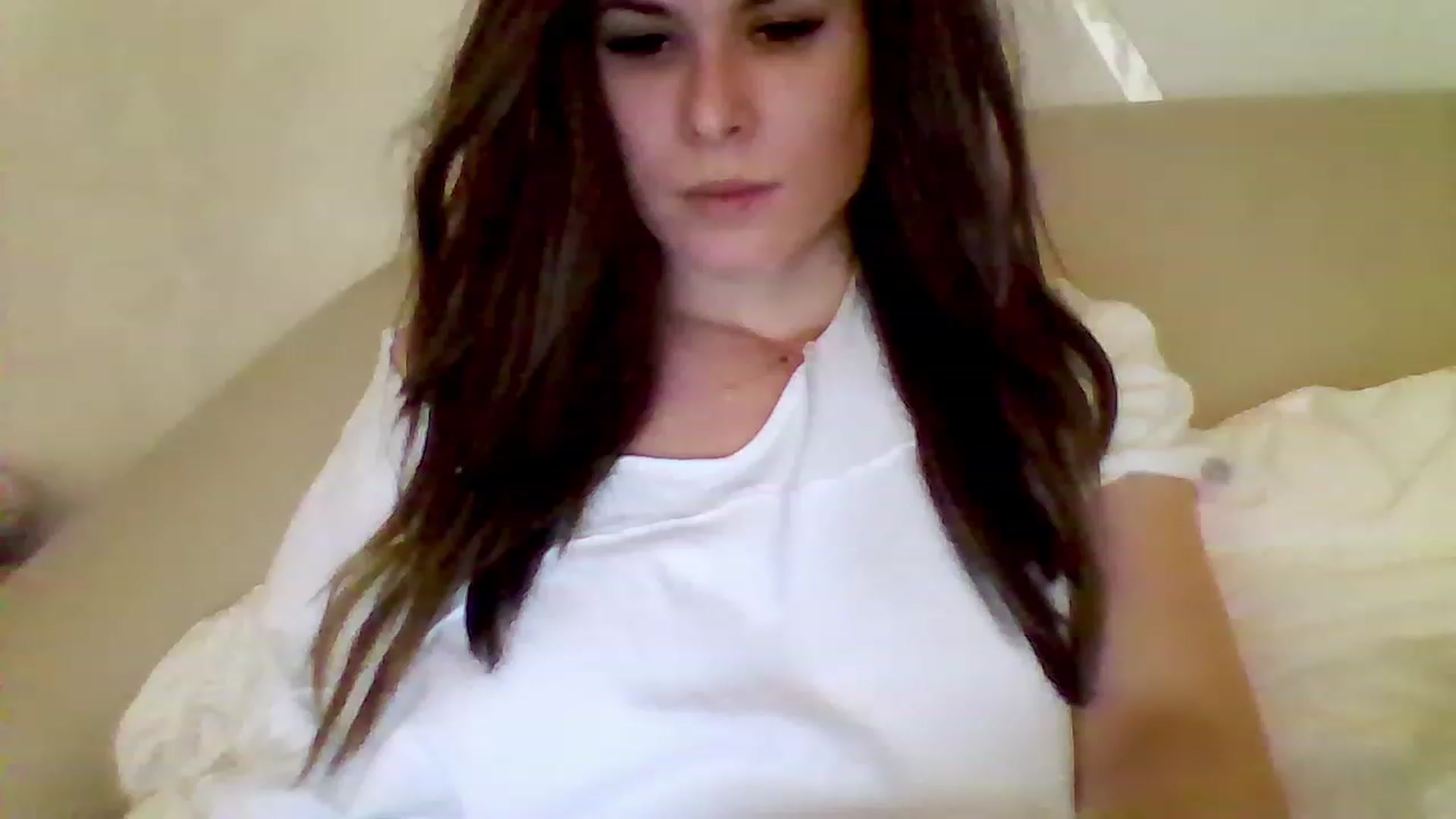 Gallery image thumbnail from Isa__'s myfreecams stream on, 12/29/2022, 19:29 image 12 of 20