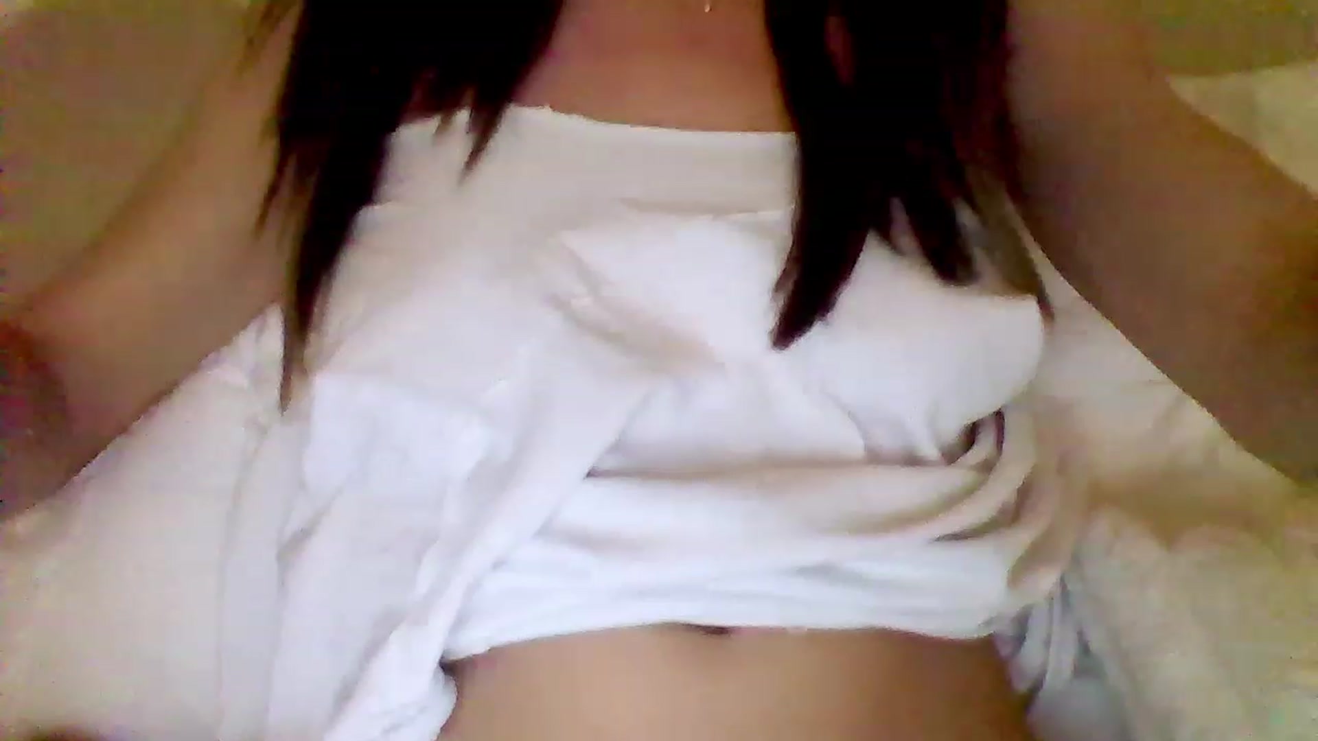 Gallery image thumbnail from Isa__'s myfreecams stream on, 12/29/2022, 19:29 image 20 of 20