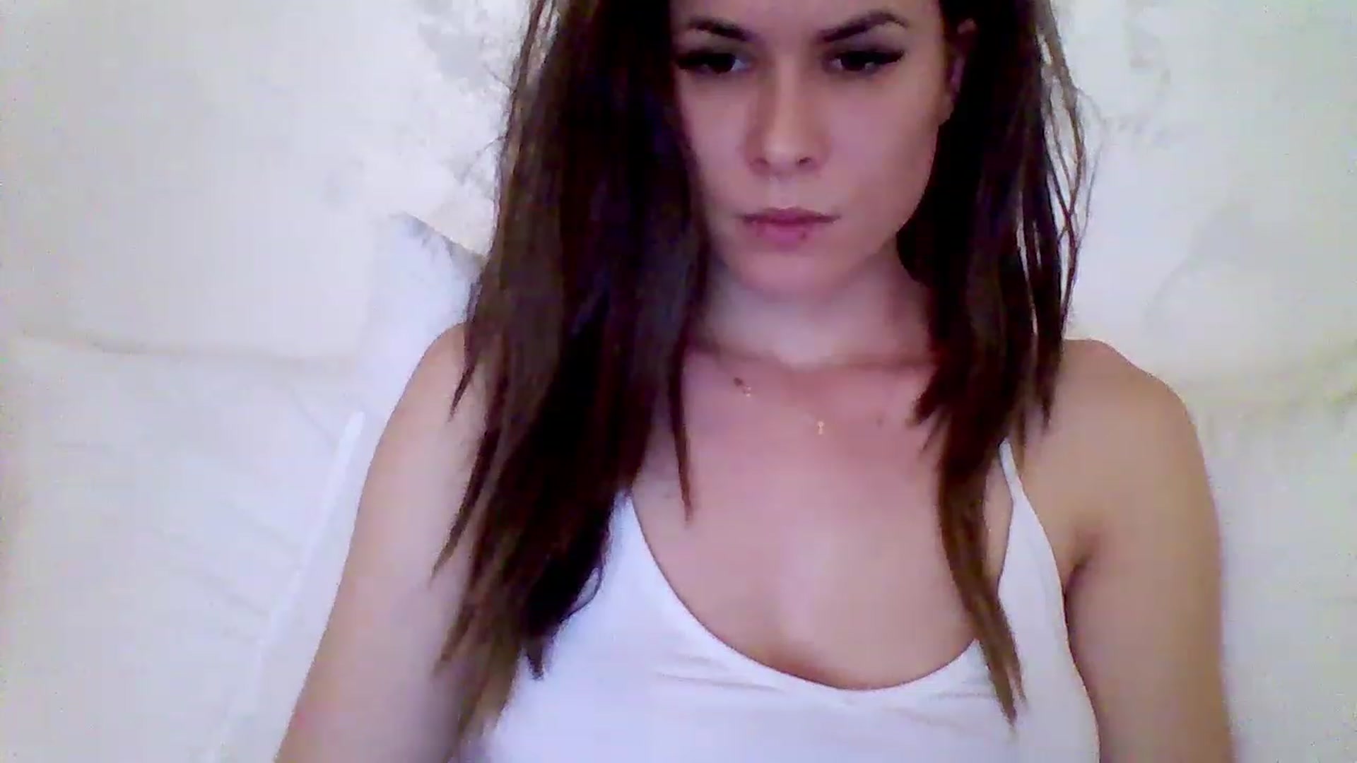 Gallery image thumbnail from Isa__'s myfreecams stream on, 02/12/2023, 16:23 image 5 of 20