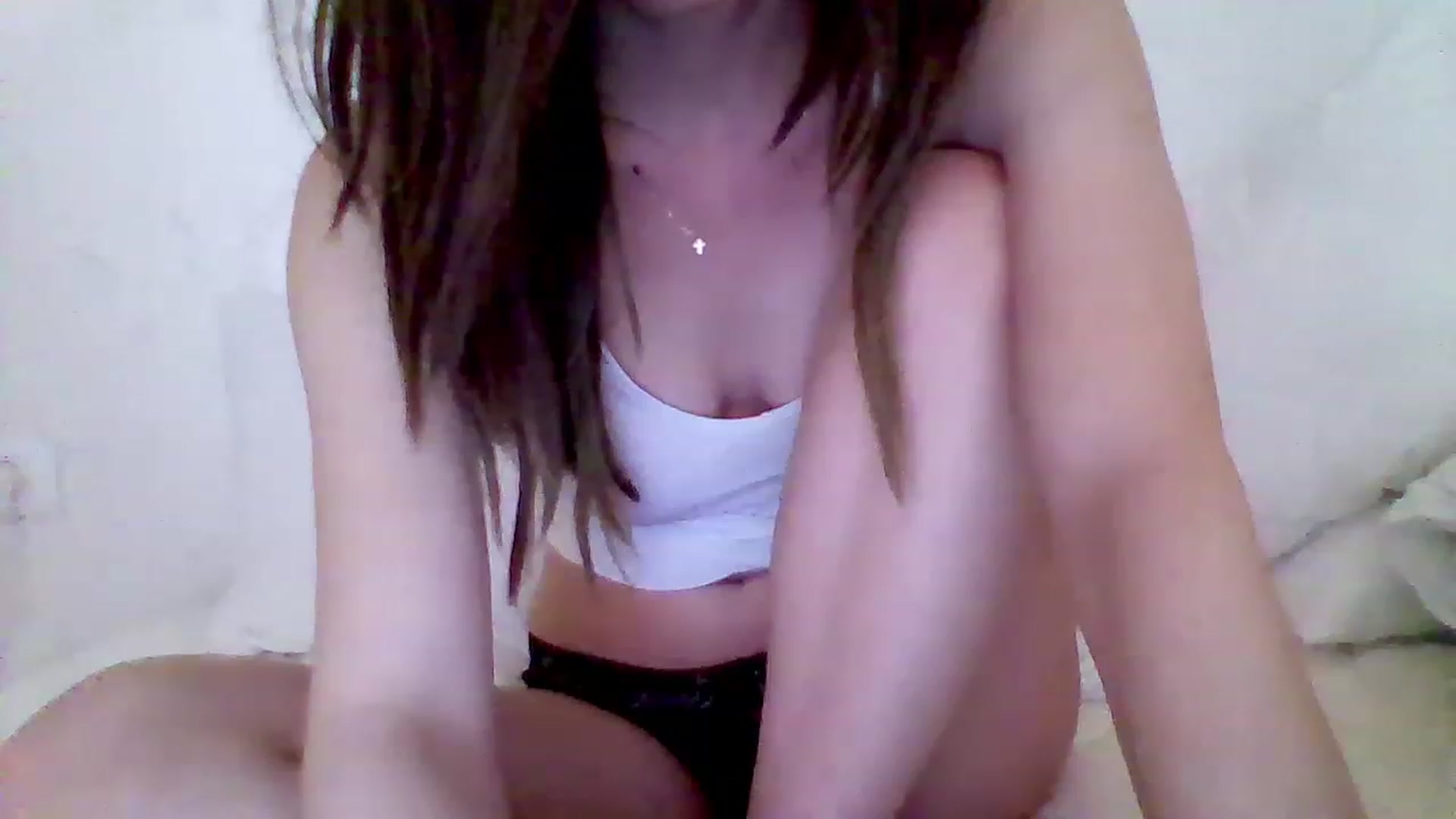Gallery image thumbnail from Isa__'s myfreecams stream on, 02/12/2023, 16:23 image 2 of 20