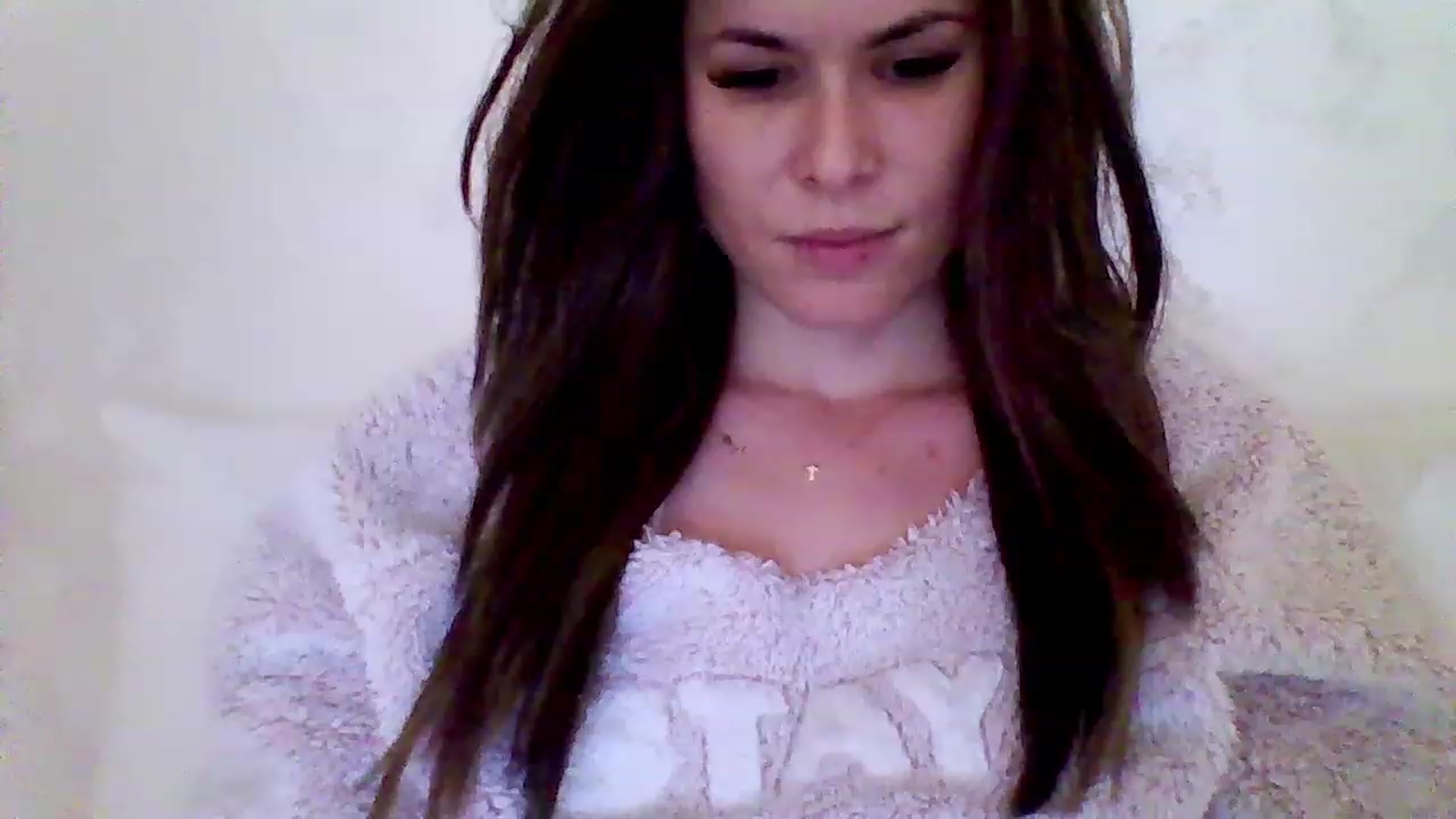 Gallery image thumbnail from Isa__'s myfreecams stream on, 02/12/2023, 17:43 image 1 of 20