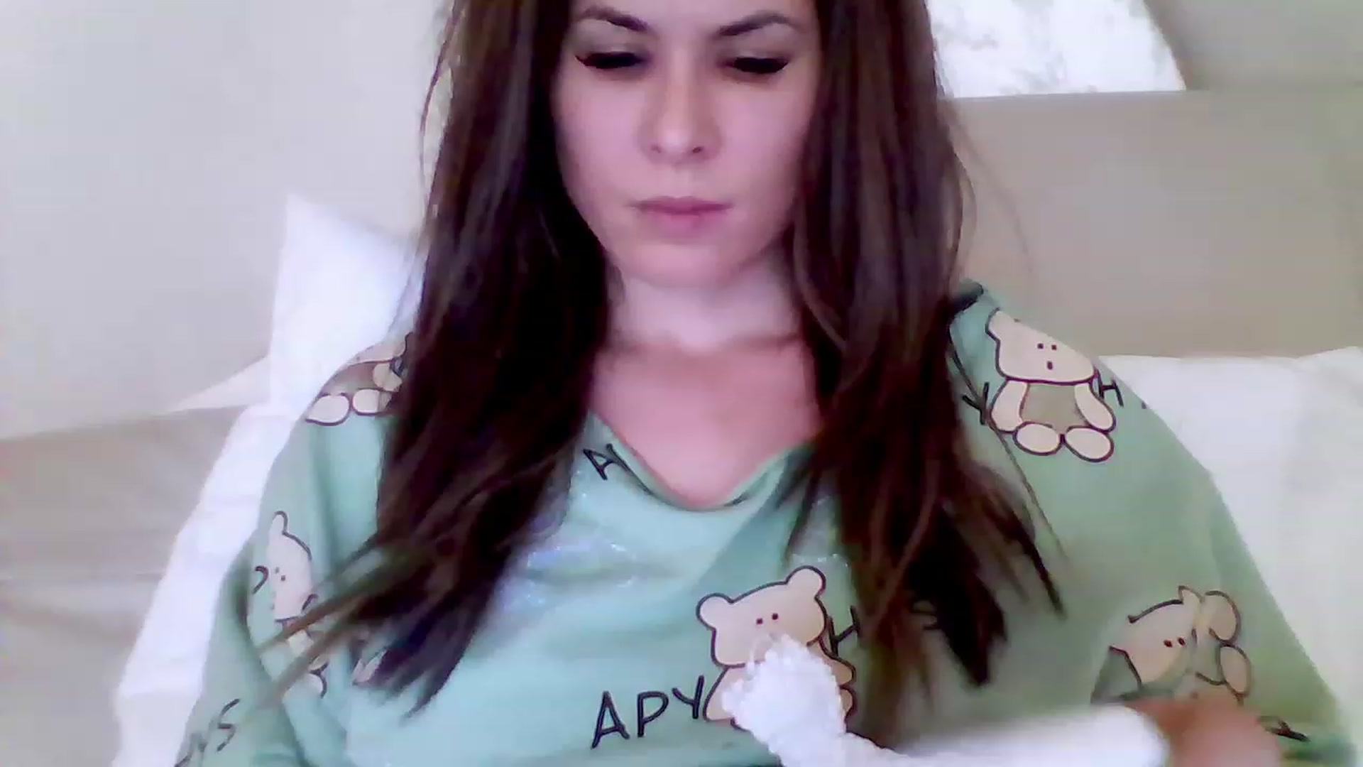 Gallery image thumbnail from Isa__'s myfreecams stream on, 03/26/2023, 18:08 image 18 of 20