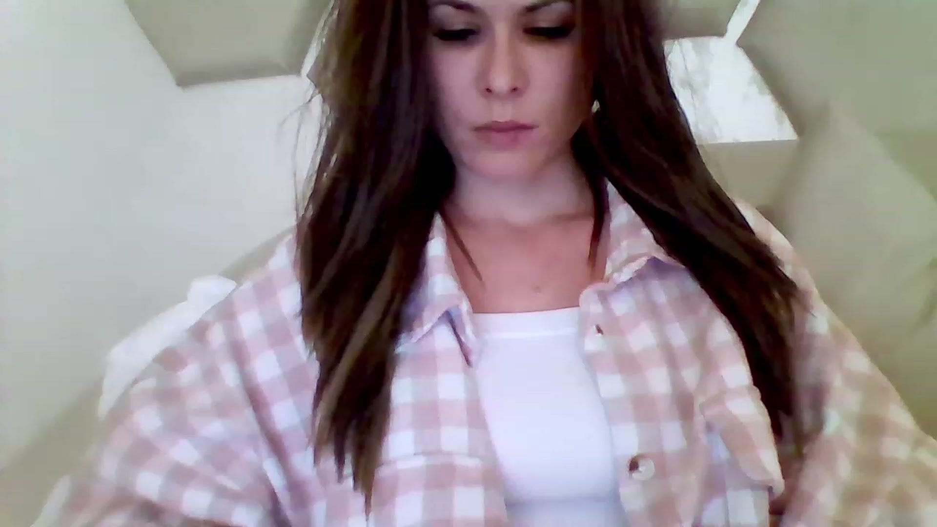 Gallery image thumbnail from Isa__'s myfreecams stream on, 05/14/2023, 21:02 image 13 of 20