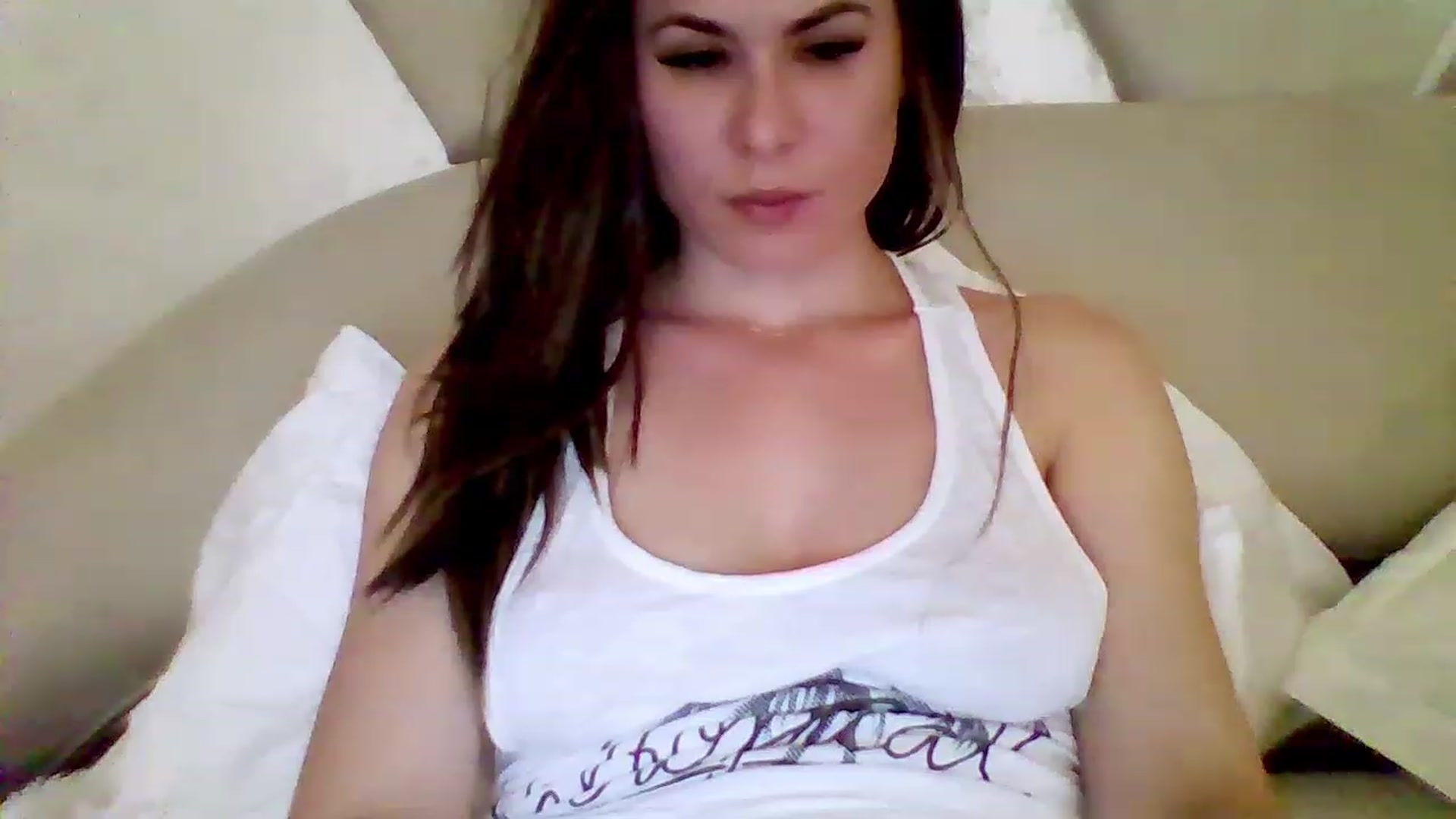 Gallery image thumbnail from Isa__'s myfreecams stream on, 07/14/2023, 21:52 image 19 of 20