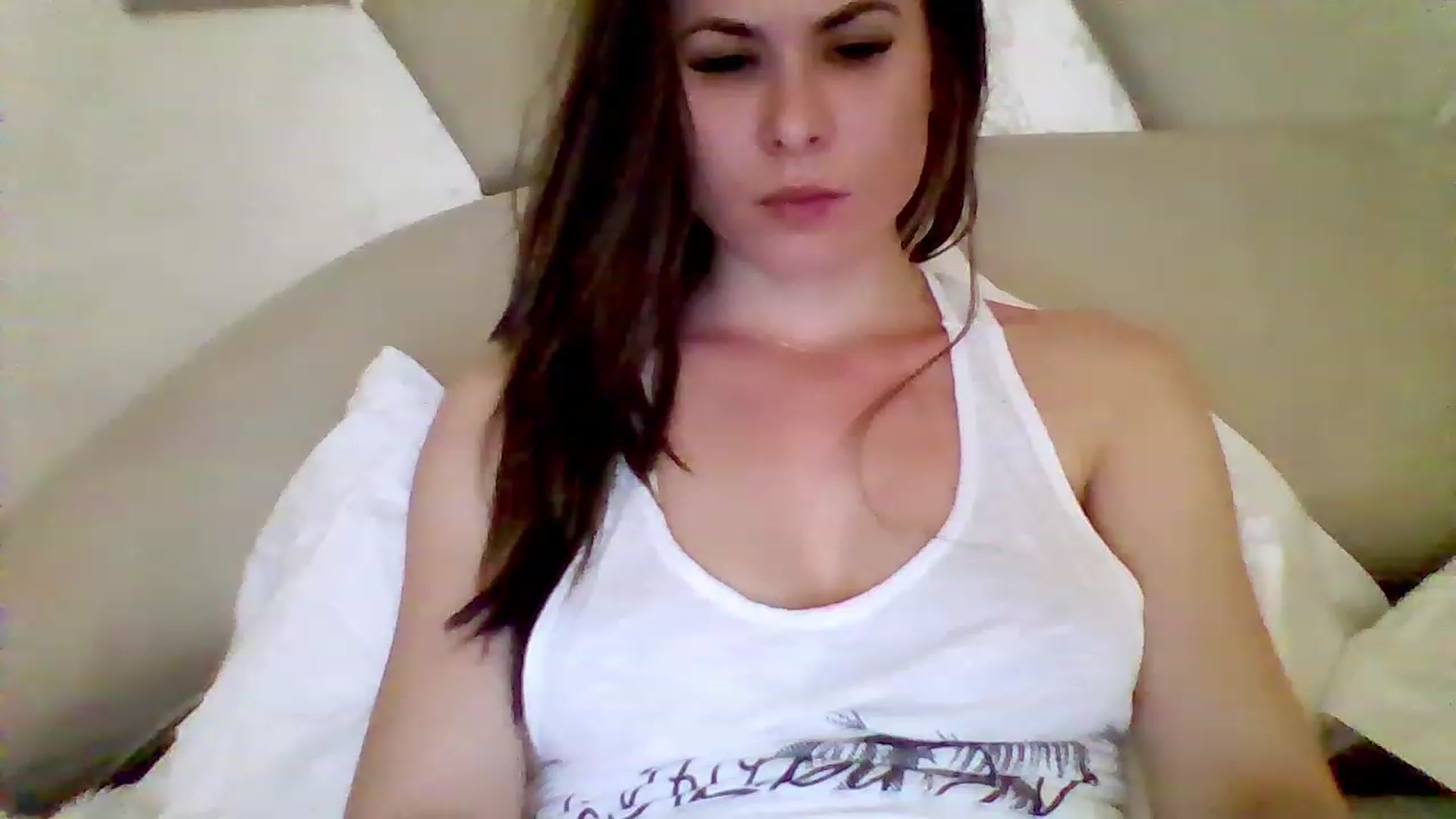 Gallery image thumbnail from Isa__'s myfreecams stream on, 07/14/2023, 21:52 image 15 of 20