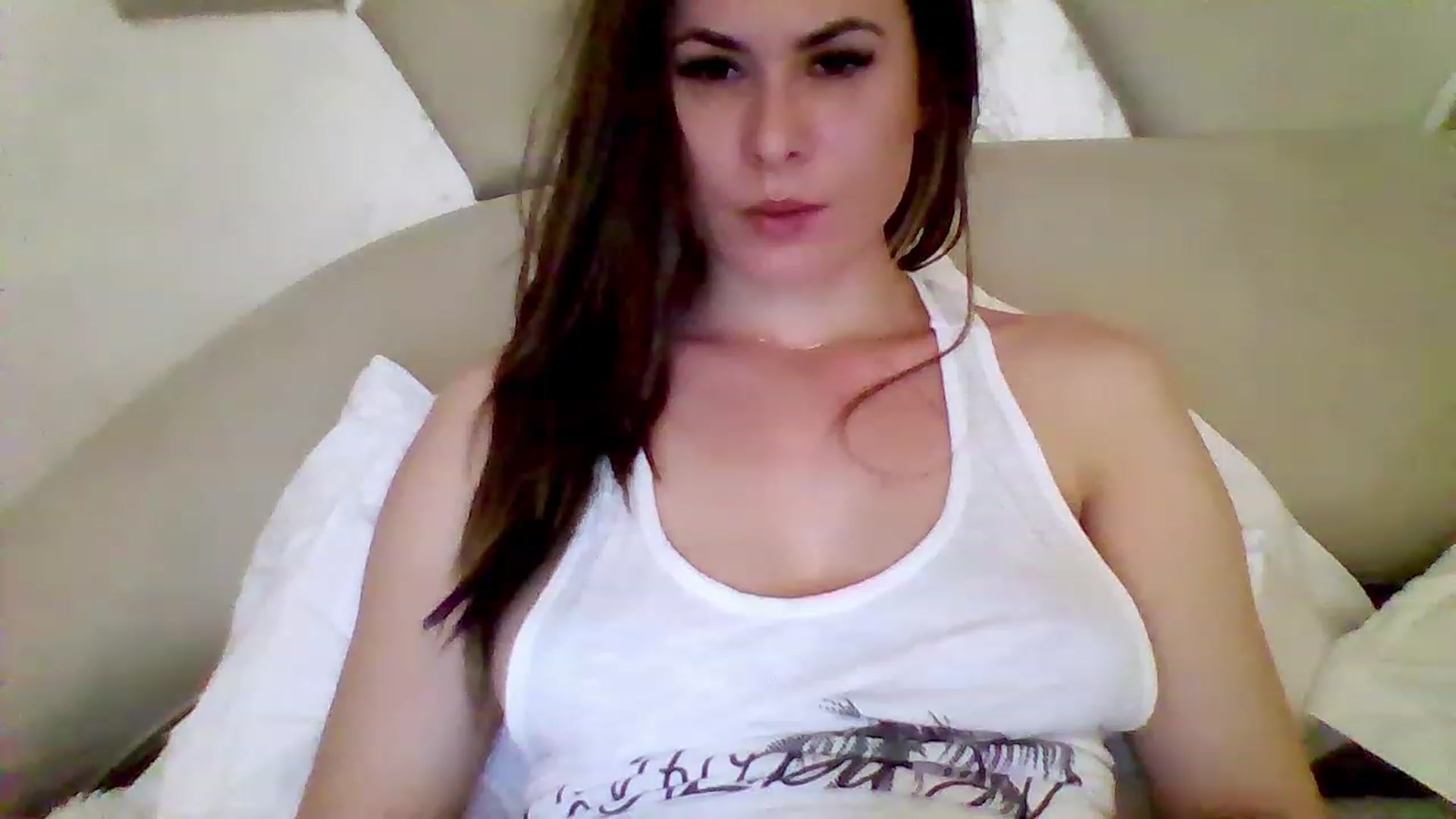 Gallery image thumbnail from Isa__'s myfreecams stream on, 07/14/2023, 21:52 image 14 of 20
