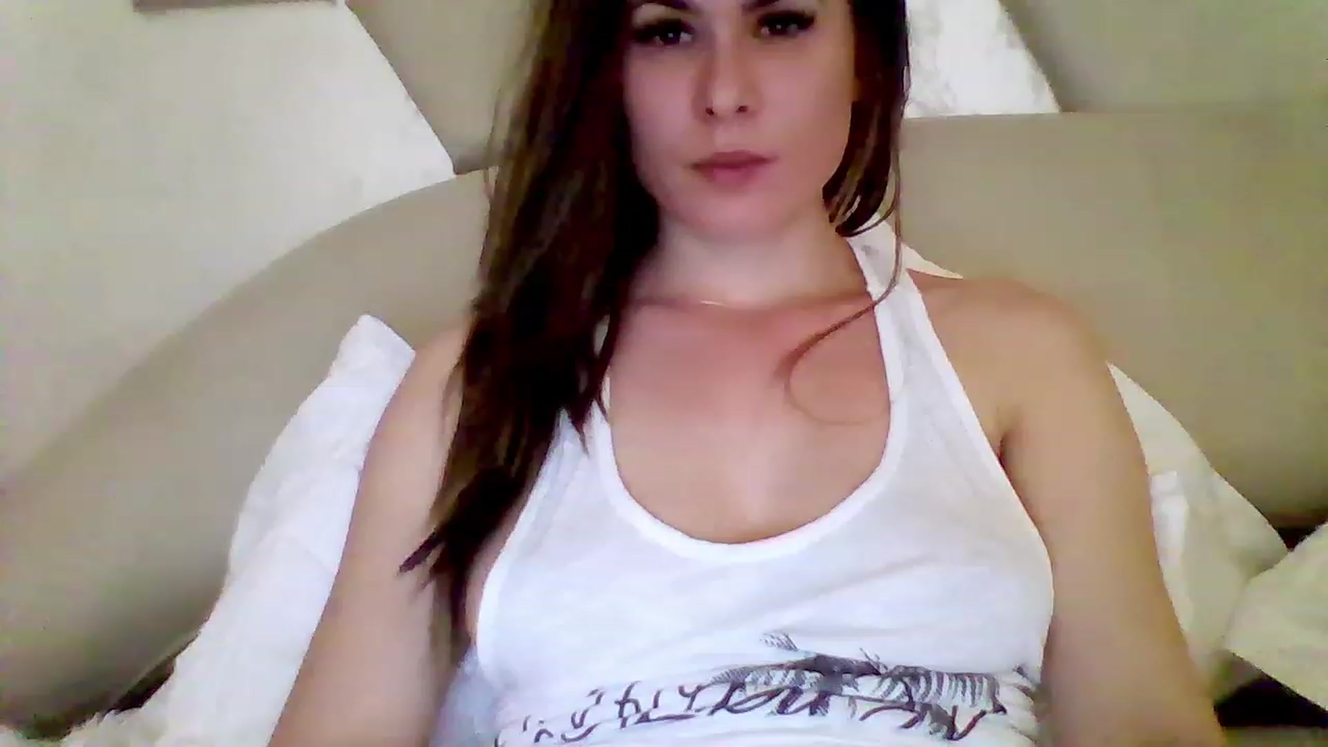Gallery image thumbnail from Isa__'s myfreecams stream on, 07/14/2023, 21:52 image 13 of 20