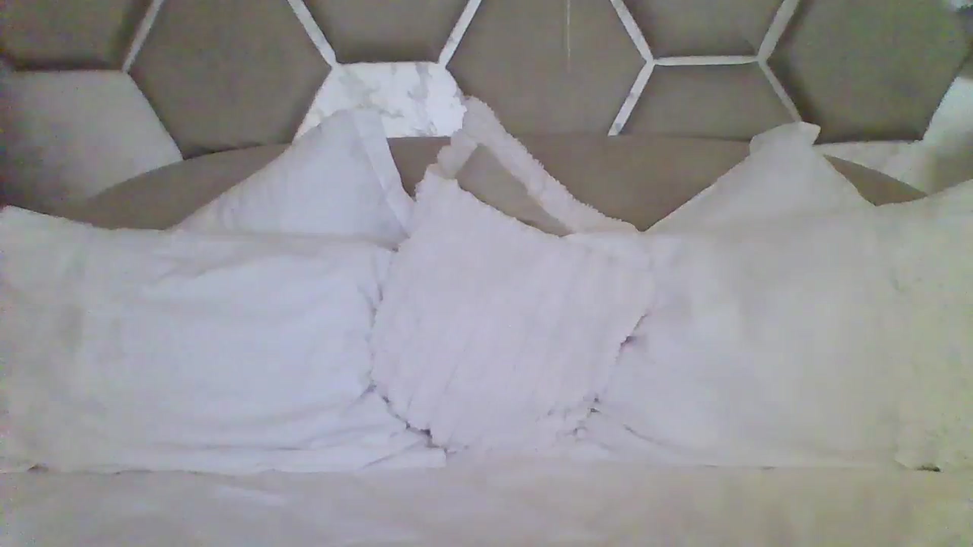 Gallery image thumbnail from Isa__'s myfreecams stream on, 11/24/2023, 20:47 image 16 of 20