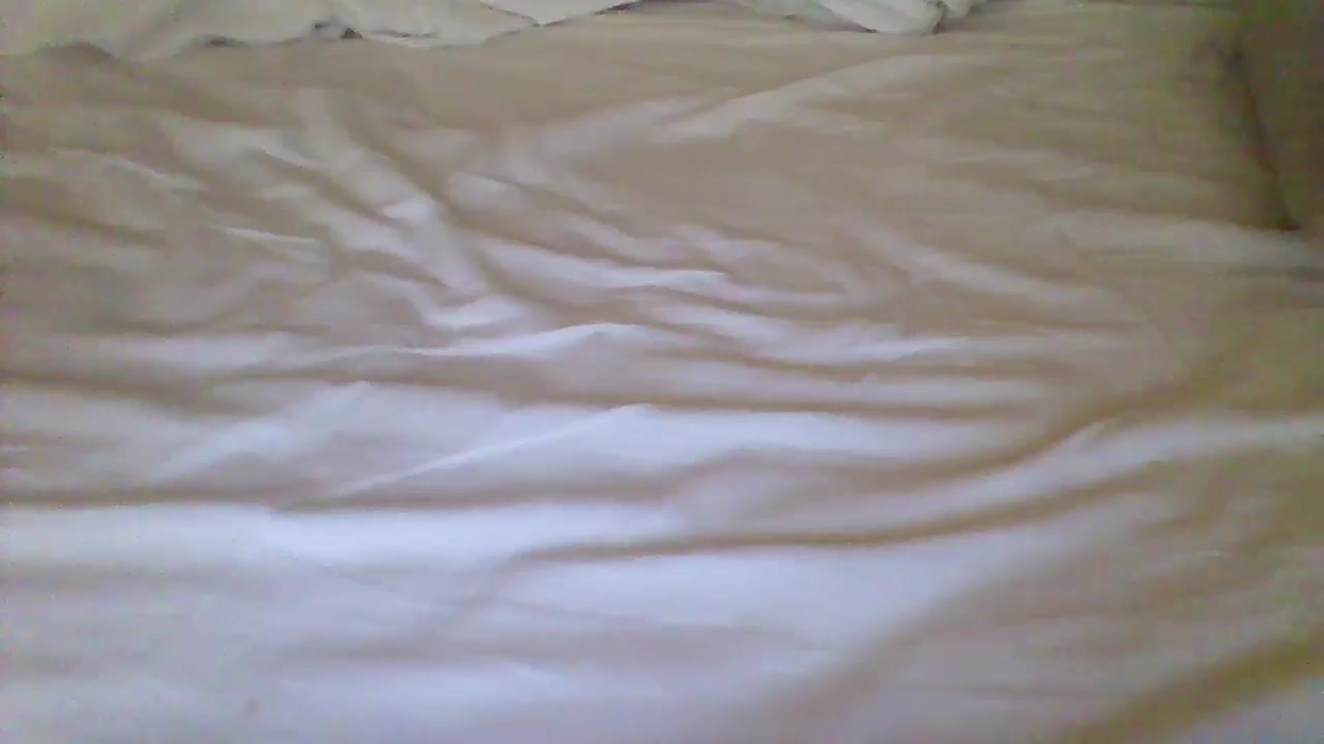 Gallery image thumbnail from Isa__'s myfreecams stream on, 07/22/2024, 19:21 image 12 of 20