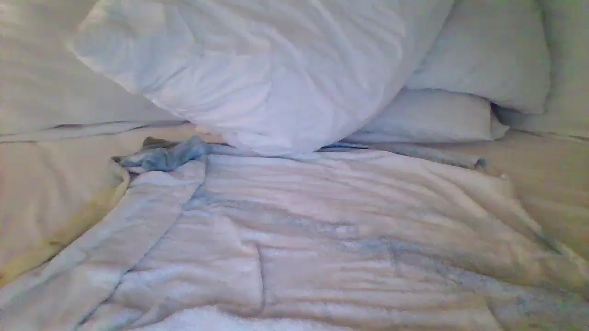 Gallery image thumbnail from Isa__'s myfreecams stream on, 10/10/2024, 08:42 image 9 of 20