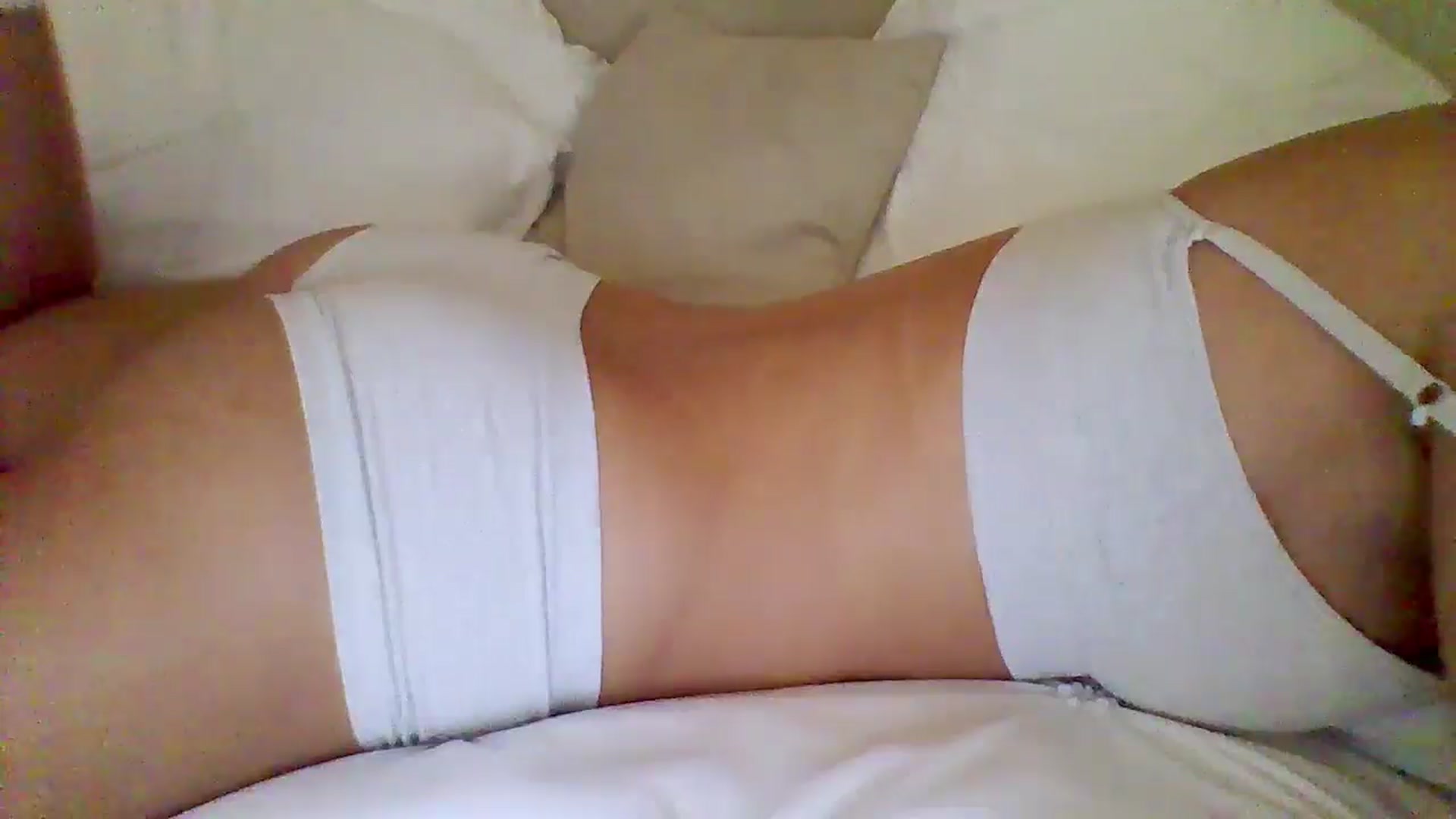 Gallery image thumbnail from Isa__'s myfreecams stream on, 10/19/2024, 17:19 image 16 of 20
