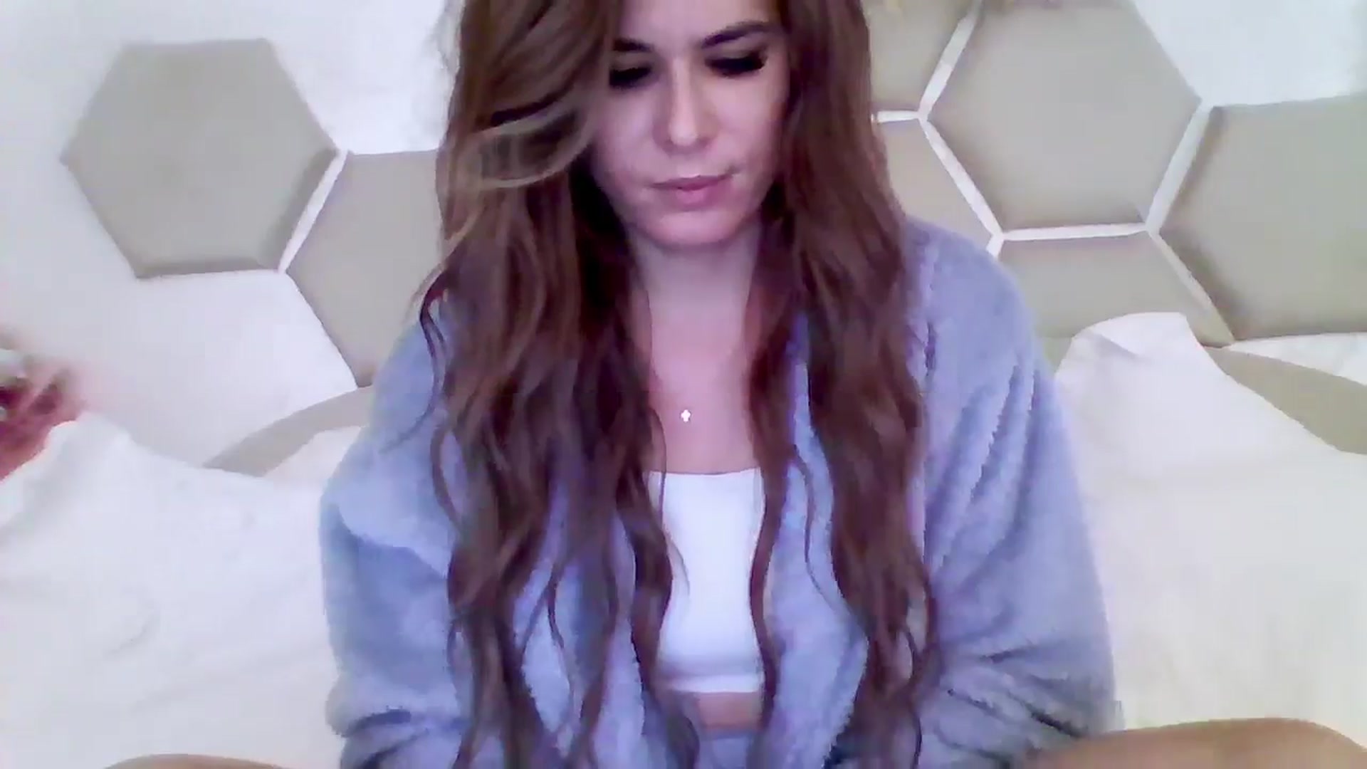 Gallery image thumbnail from Isa__'s myfreecams stream on, 10/26/2024, 20:09 image 6 of 20