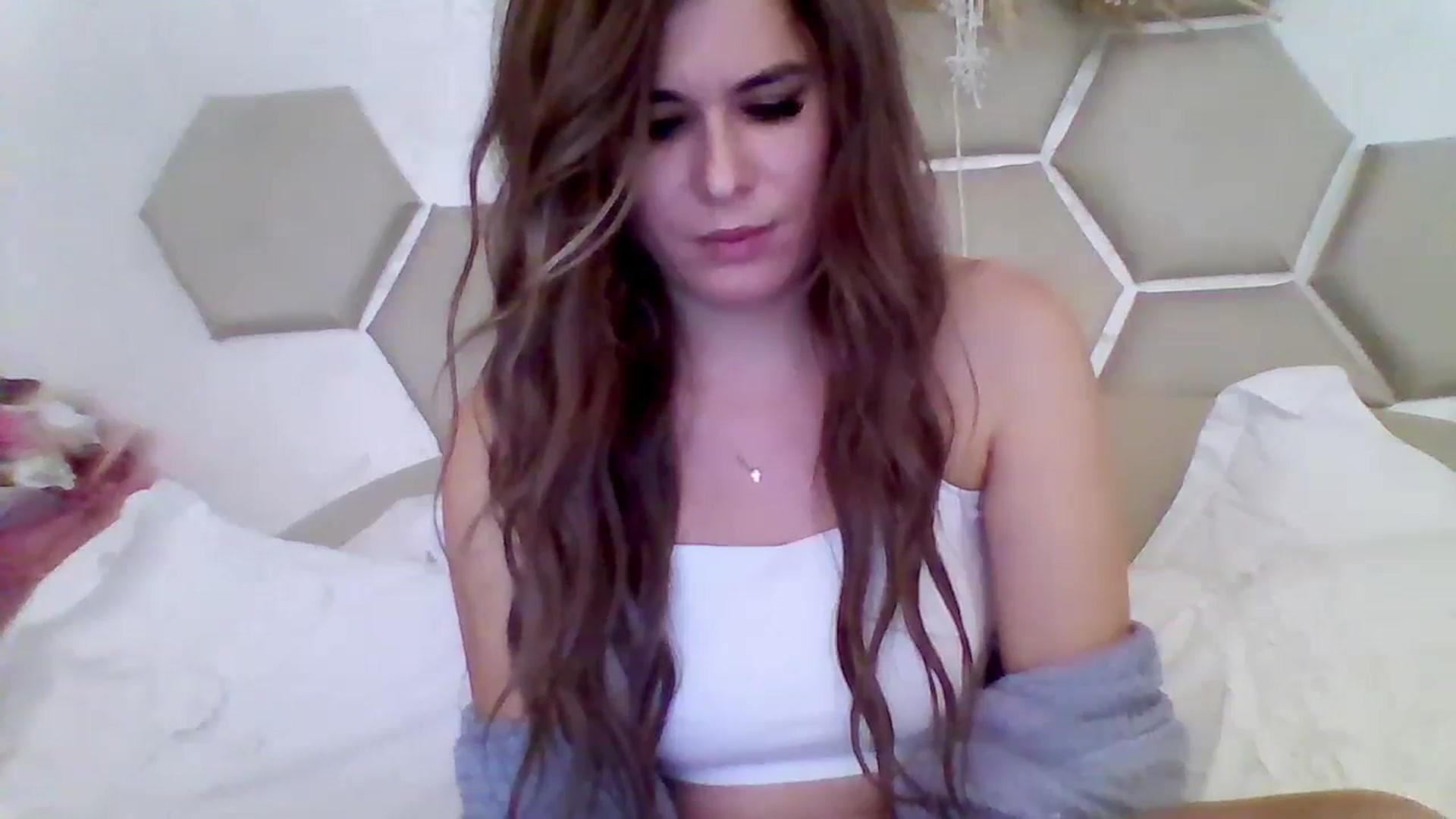 Gallery image thumbnail from Isa__'s myfreecams stream on, 10/26/2024, 21:55 image 3 of 20