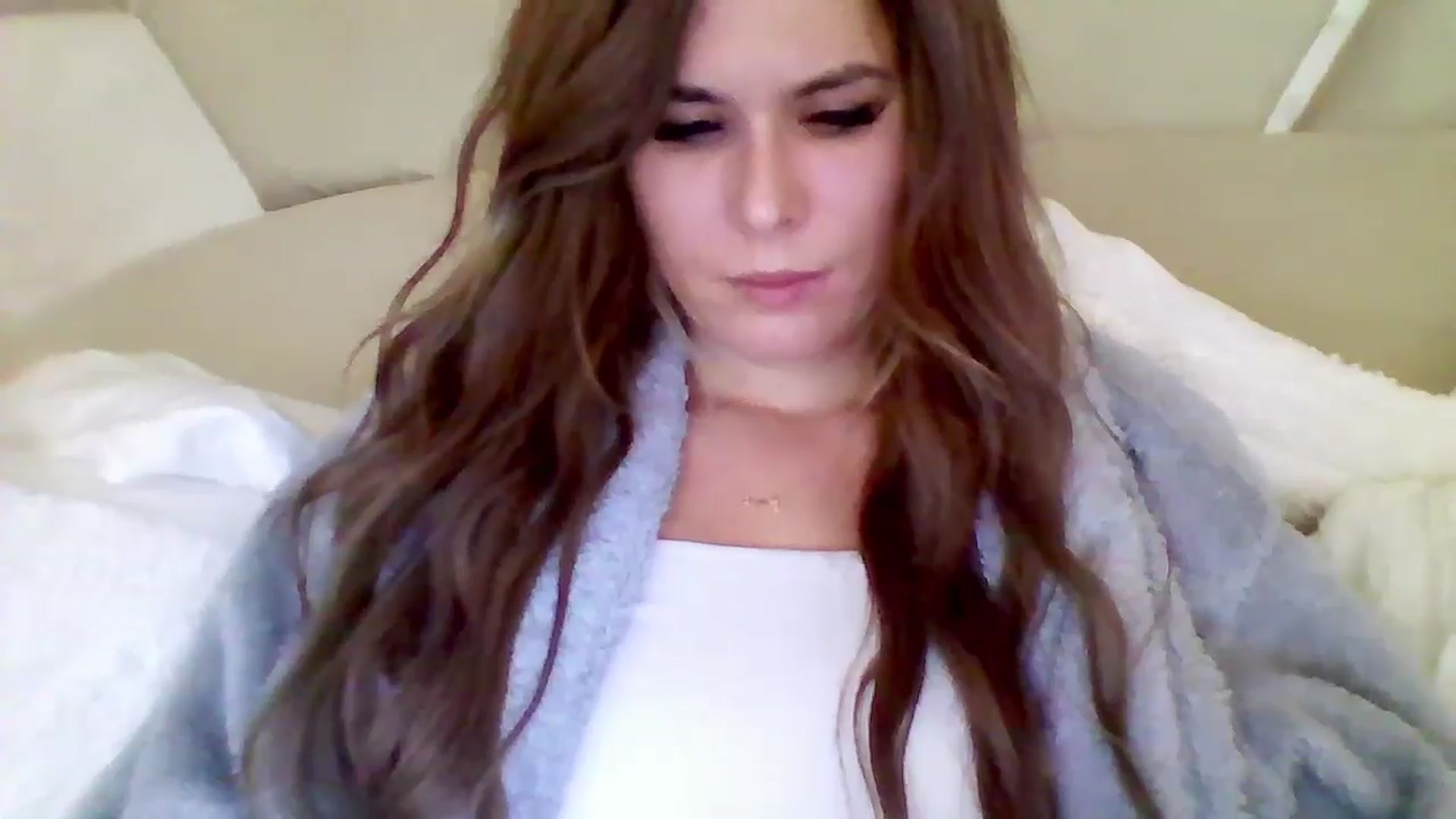 Gallery image thumbnail from Isa__'s myfreecams stream on, 10/26/2024, 21:55 image 8 of 20