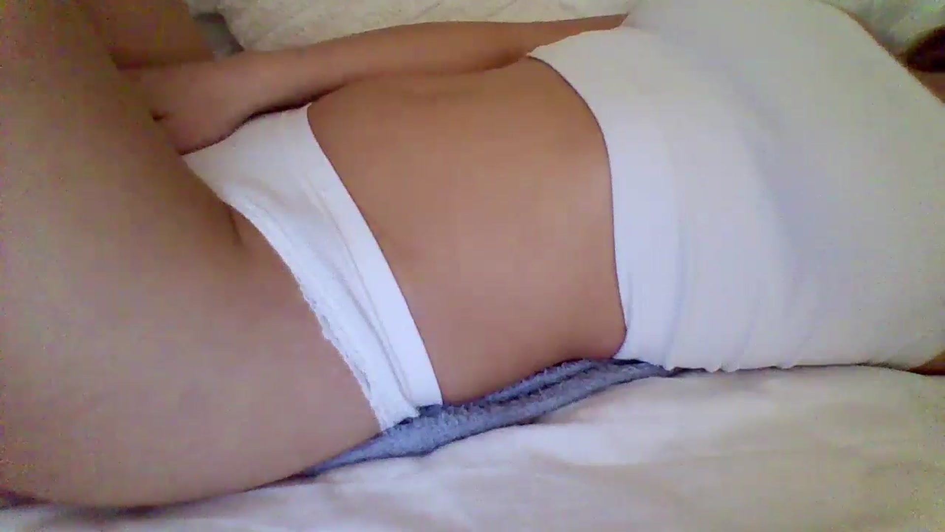Gallery image thumbnail from Isa__'s myfreecams stream on, 10/28/2024, 21:43 image 9 of 20