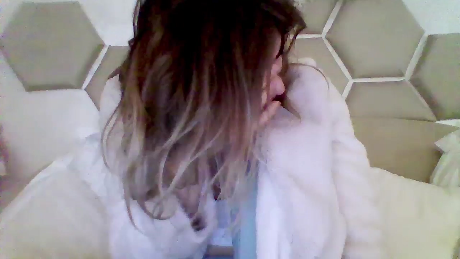 Gallery image thumbnail from Isa__'s myfreecams stream on, 11/06/2024, 16:16 image 10 of 20
