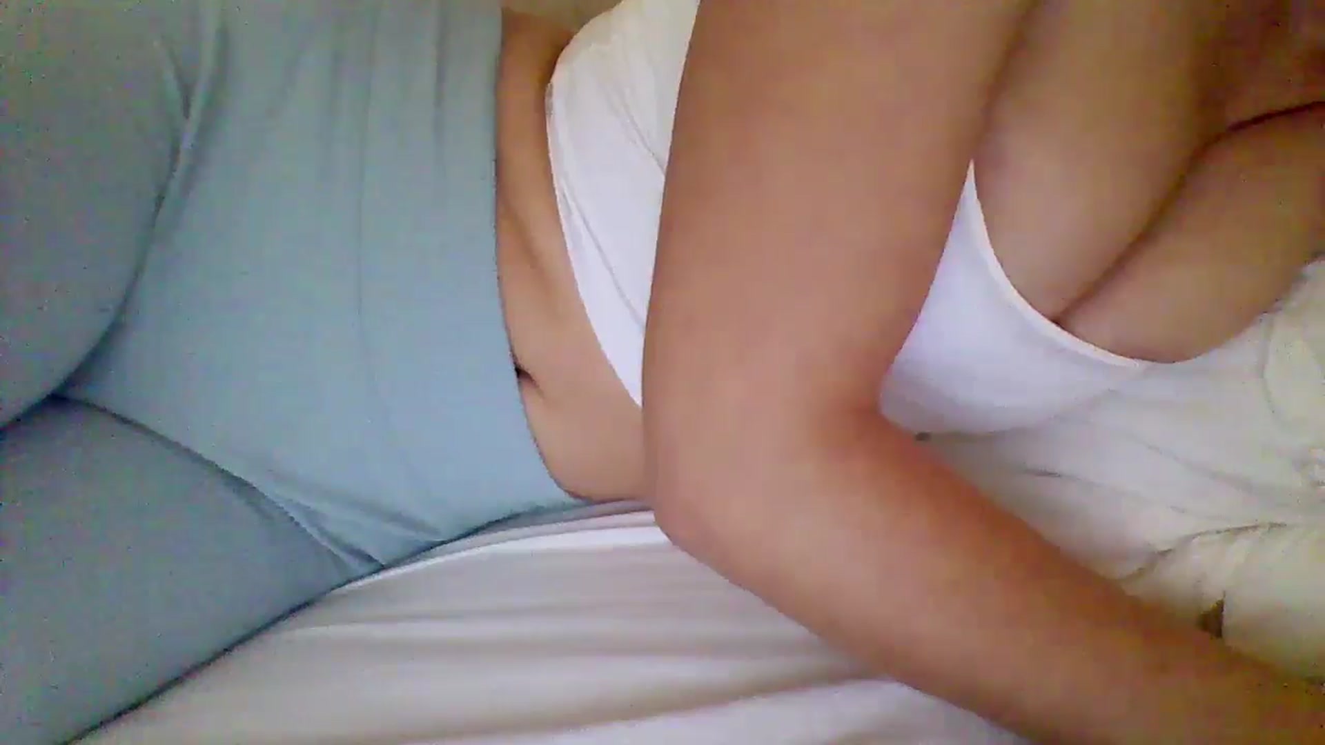 Gallery image thumbnail from Isa__'s myfreecams stream on, 11/06/2024, 18:52 image 12 of 20