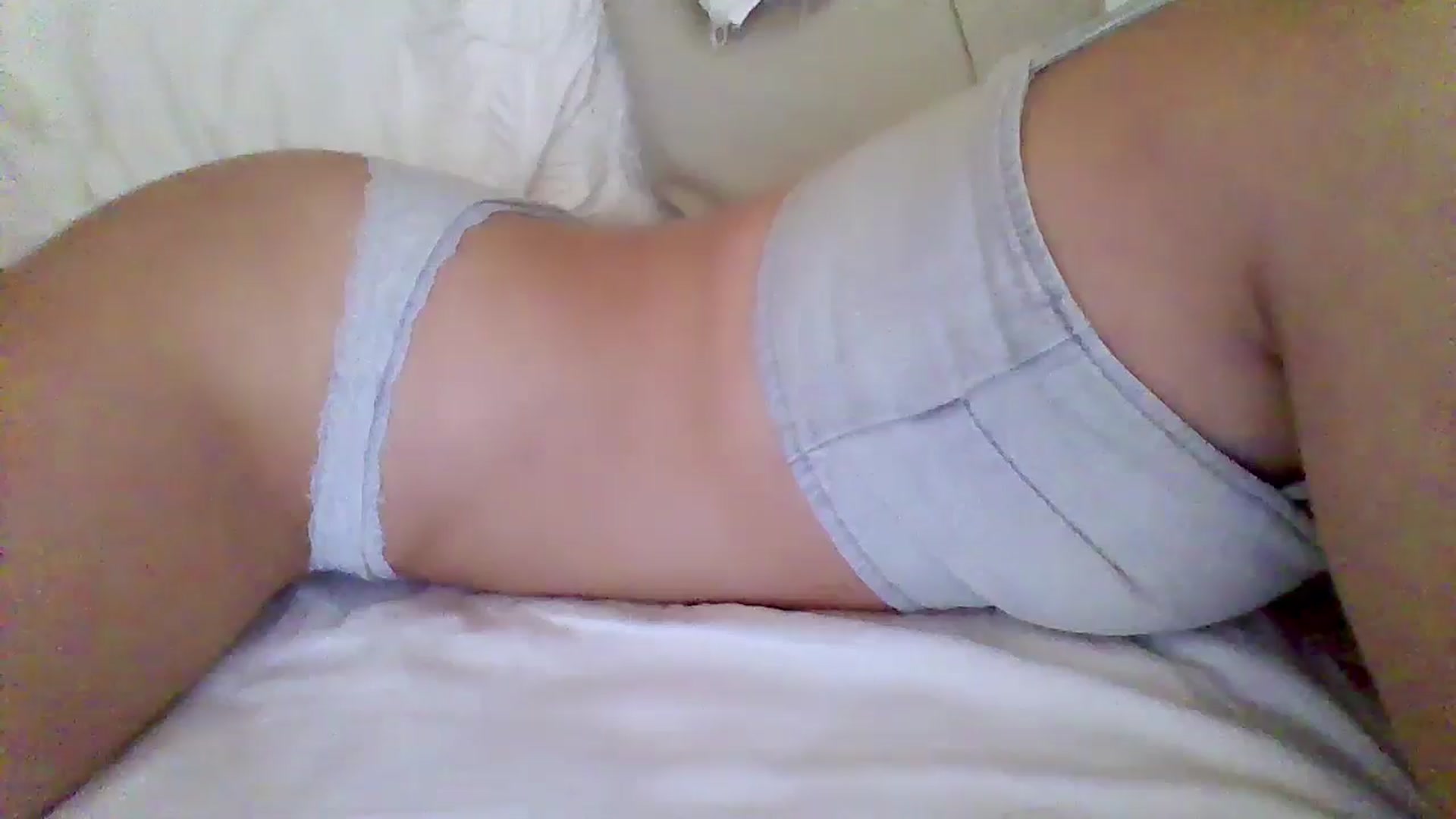 Gallery image thumbnail from Isa__'s myfreecams stream on, 11/09/2024, 17:34 image 2 of 20