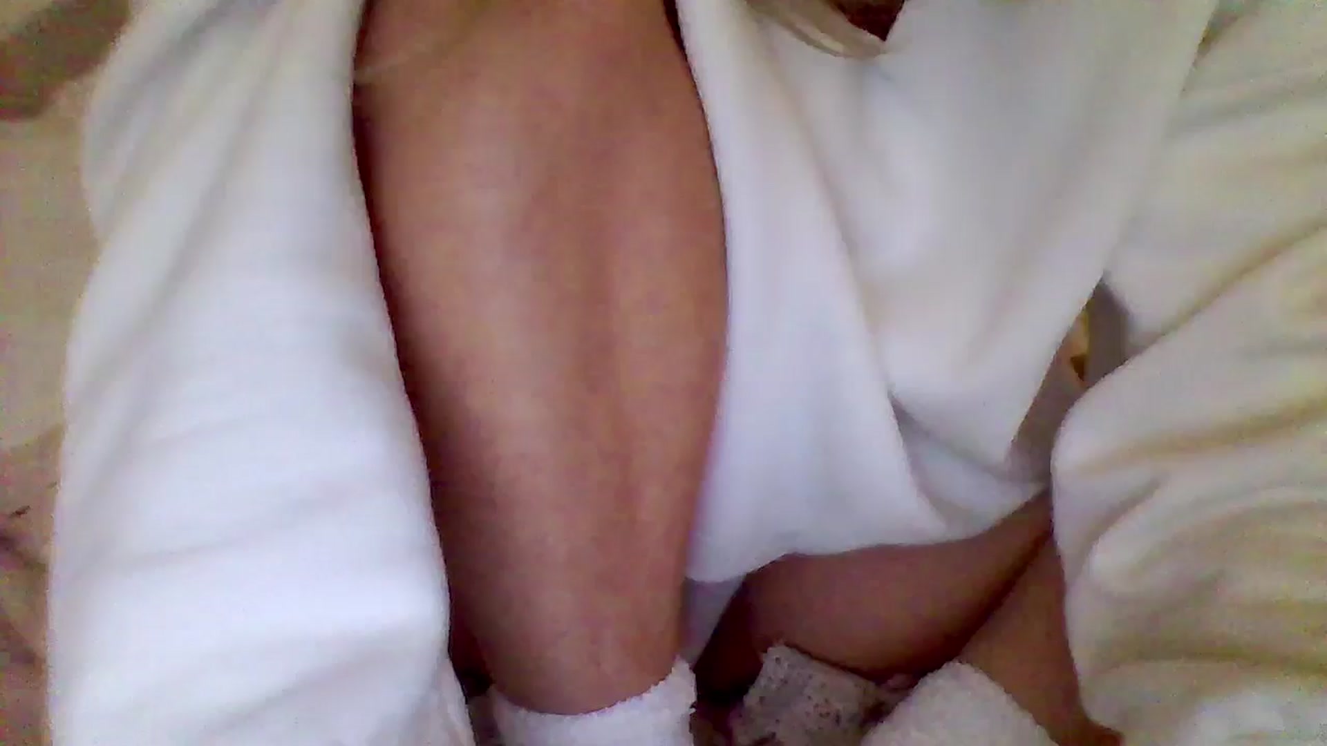 Gallery image thumbnail from Isa__'s myfreecams stream on, 11/16/2024, 22:18 image 20 of 20