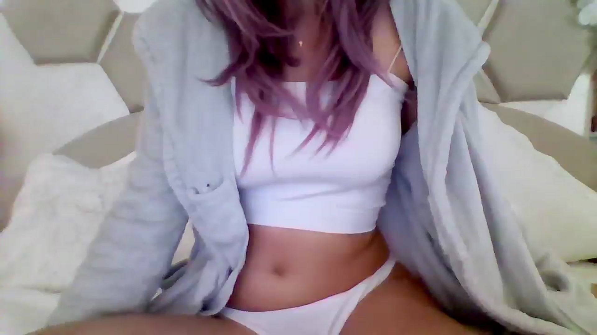 Gallery image thumbnail from Isa__'s myfreecams stream on, 10/12/2025, 22:53 image 9 of 20