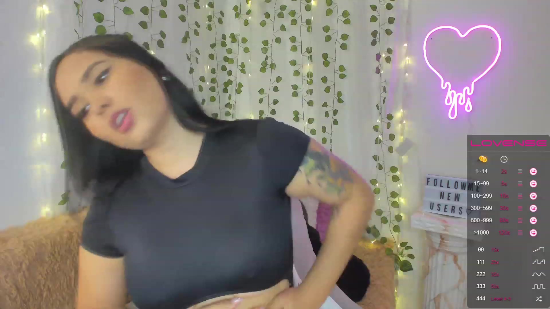Gallery image thumbnail from Isa_g's myfreecams stream on, 02/13/2023, 05:54 image 12 of 20