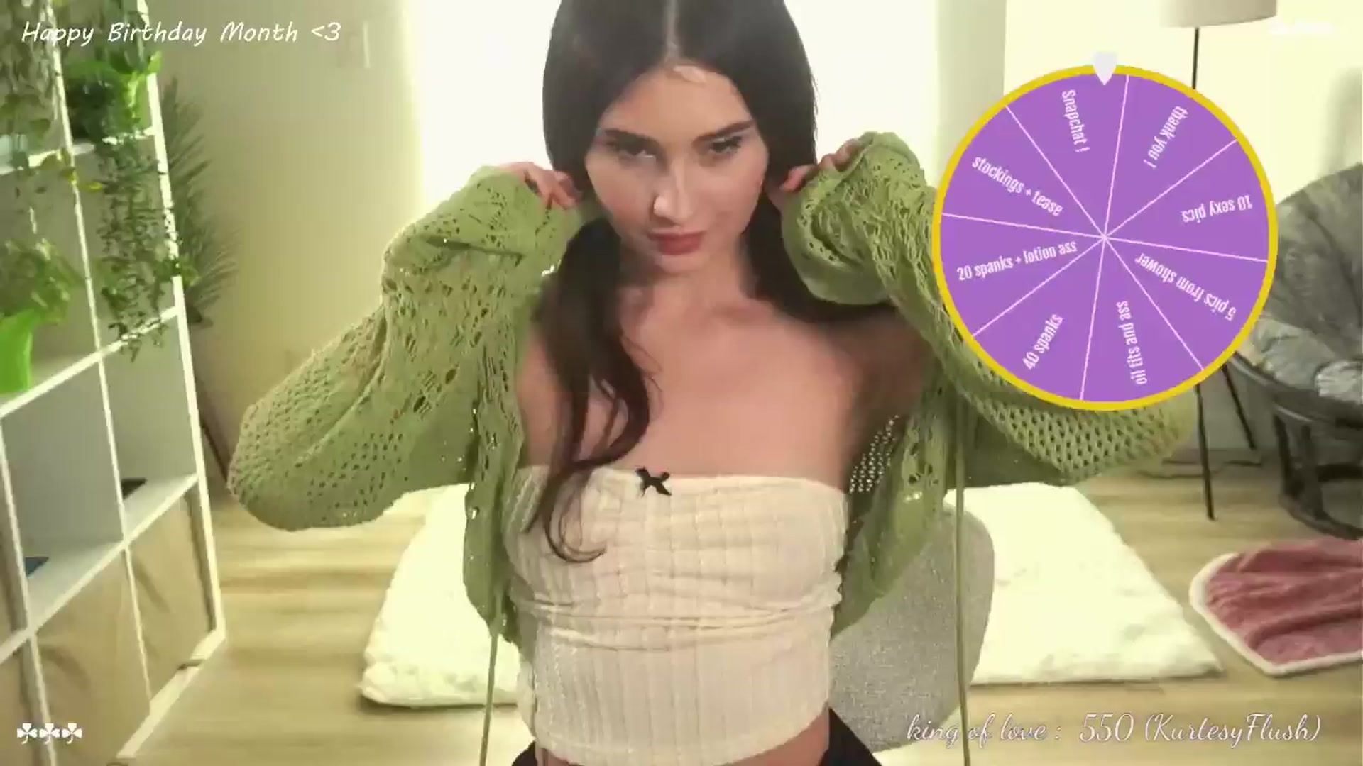 Gallery image thumbnail from Isabel_7's myfreecams stream on, 08/25/2024, 24:03 image 3 of 20