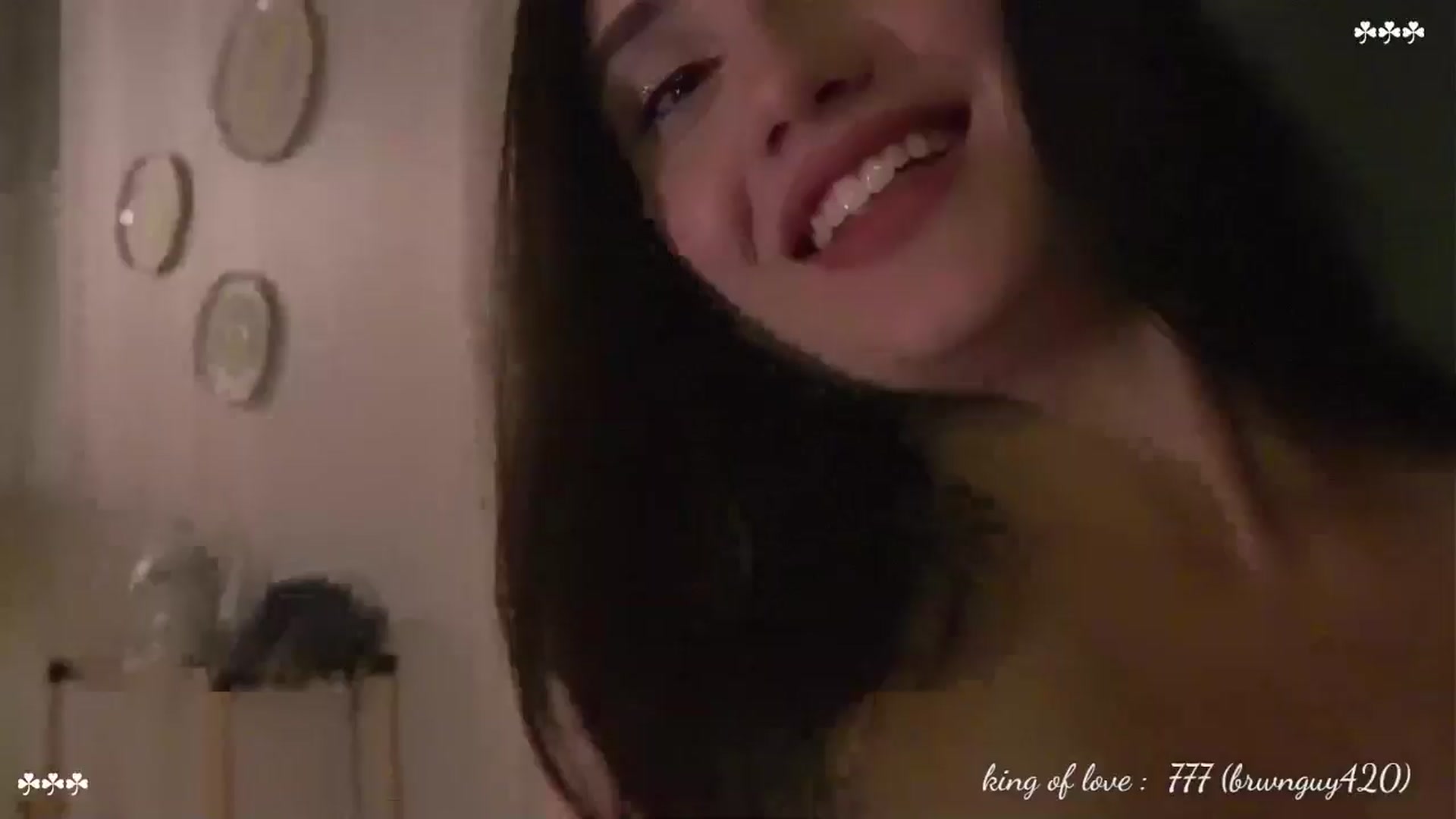 Gallery image thumbnail from Isabel_7's myfreecams stream on, 09/08/2024, 01:10 image 19 of 20