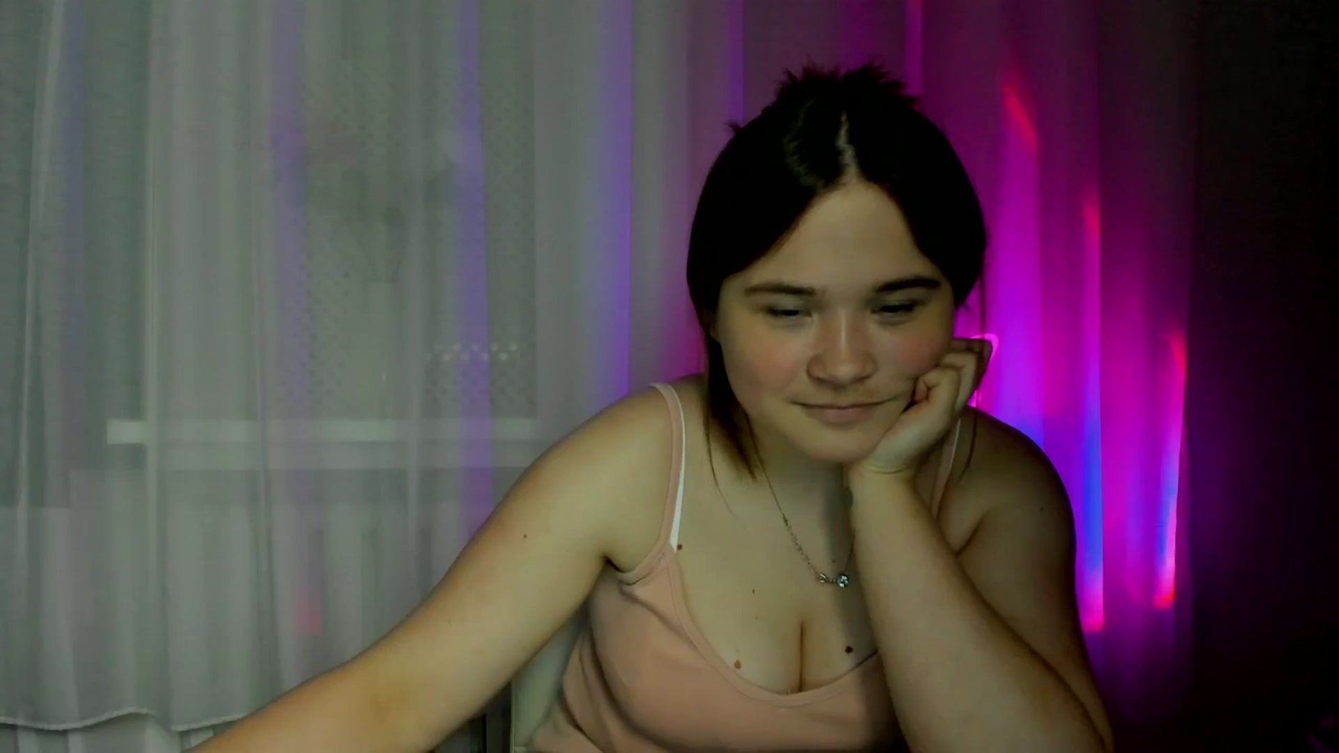 Gallery image thumbnail from IsabellCharm's myfreecams stream on, 05/06/2025, 14:53 image 15 of 20