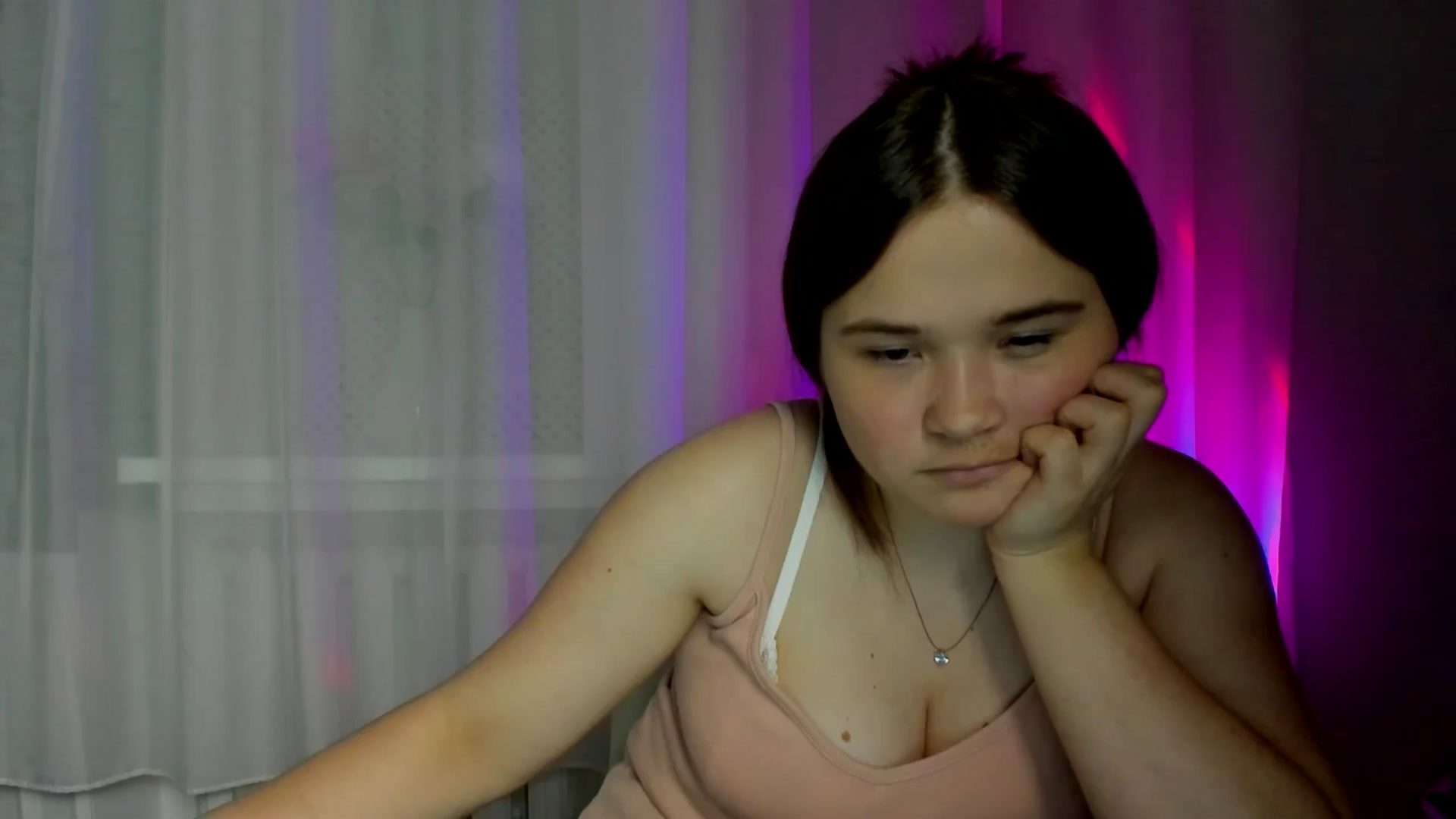 Gallery image thumbnail from IsabellCharm's myfreecams stream on, 05/06/2025, 16:55 image 4 of 20
