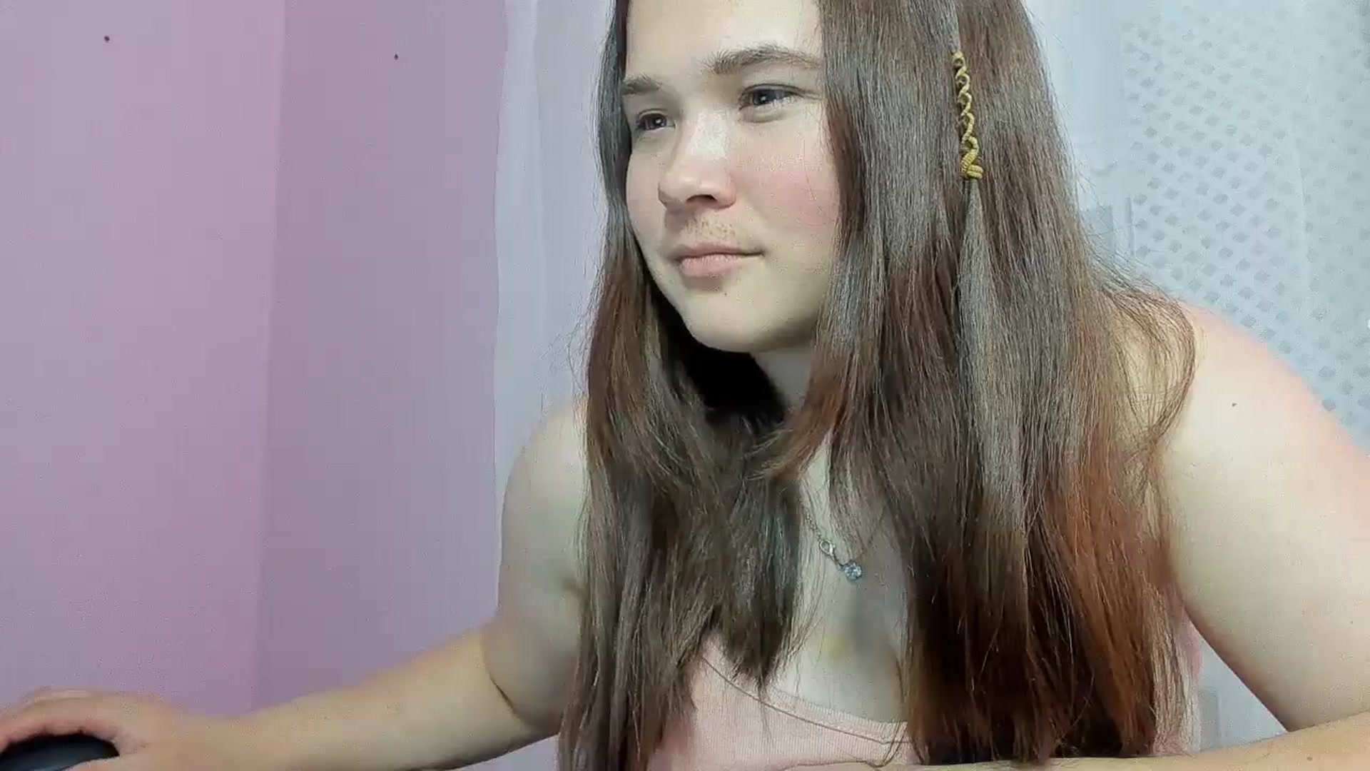Gallery image thumbnail from IsabellCharm's myfreecams stream on, 05/07/2025, 14:11 image 11 of 20
