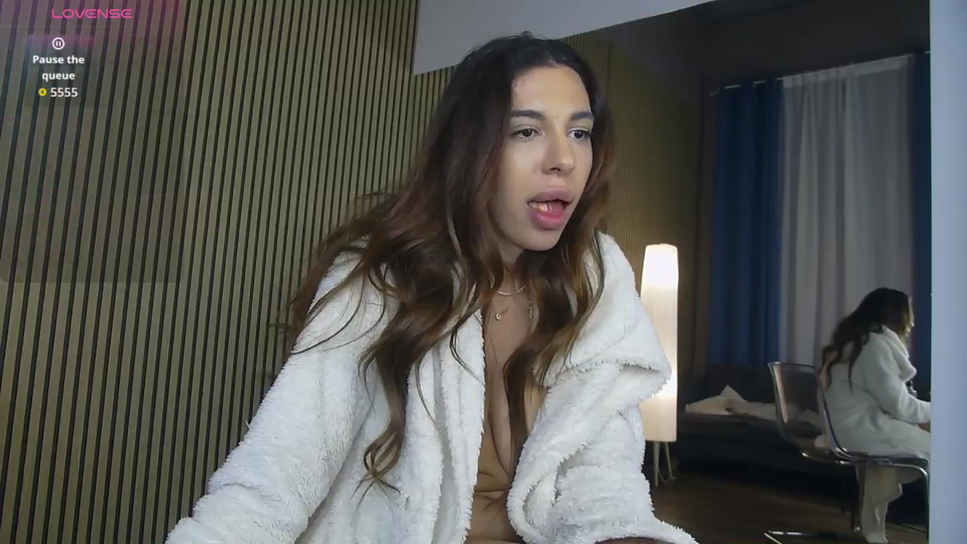 Gallery image thumbnail from IsabellRay's myfreecams stream on, 04/10/2026, 12:04 image 17 of 20