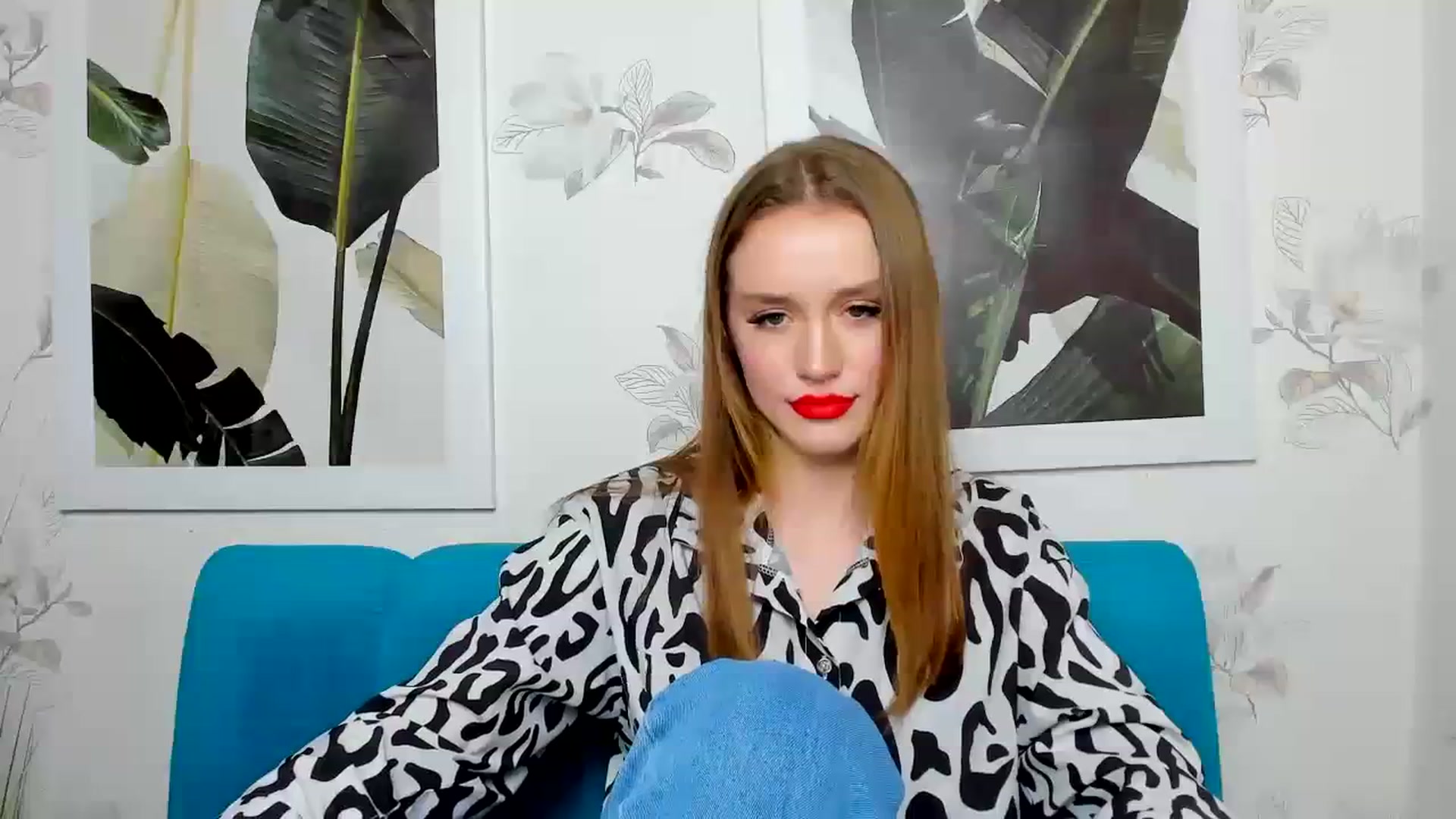 Gallery image thumbnail from IsabellRrose's myfreecams stream on, 12/23/2023, 14:10 image 12 of 20