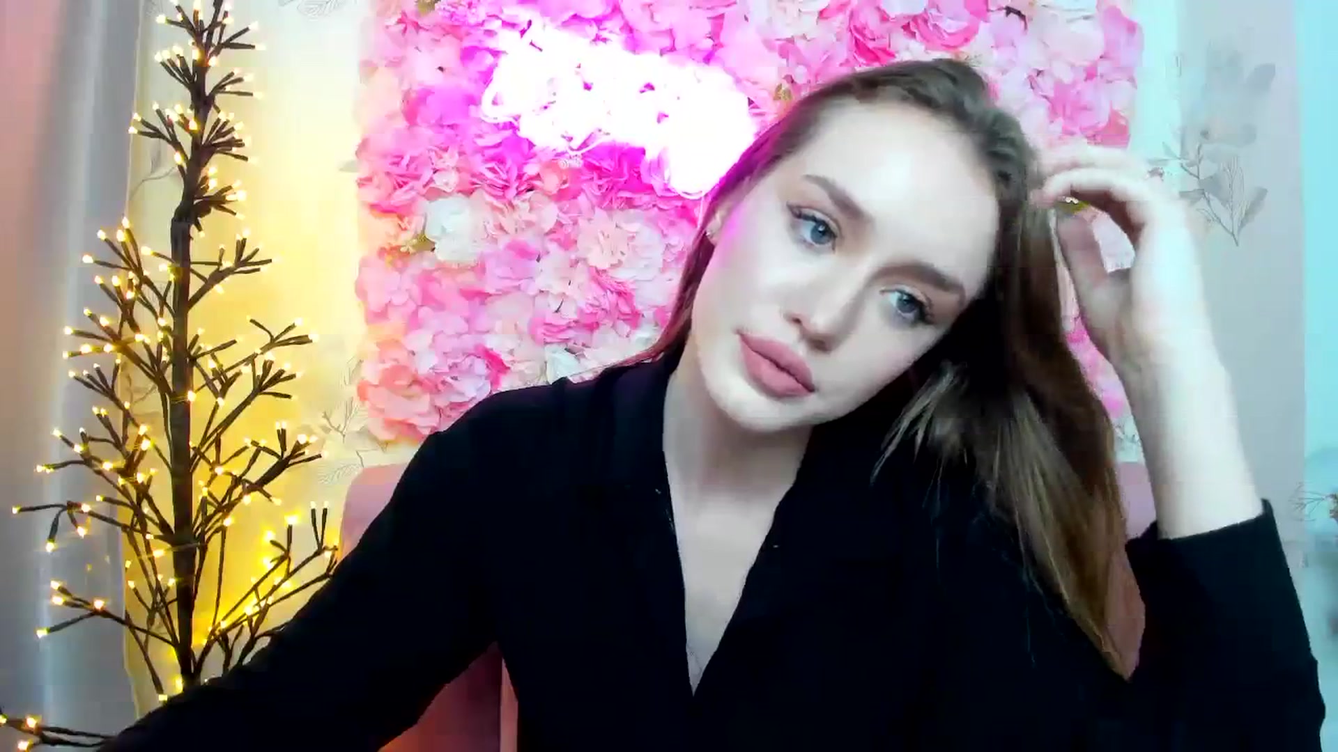 Gallery image thumbnail from IsabellRrose's myfreecams stream on, 01/06/2024, 17:58 image 19 of 20