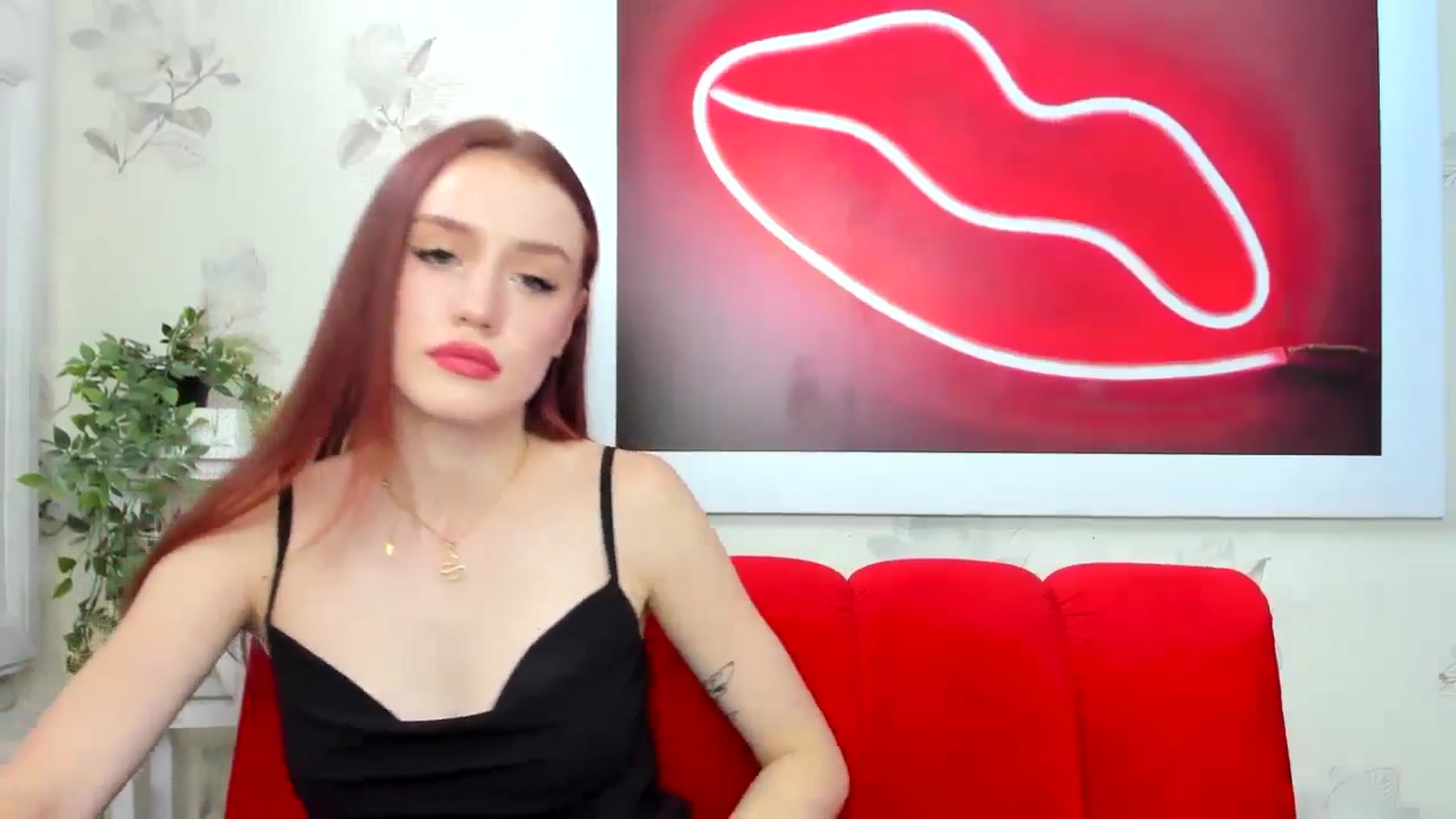 Gallery image thumbnail from IsabellRrose's myfreecams stream on, 06/16/2024, 13:20 image 16 of 20