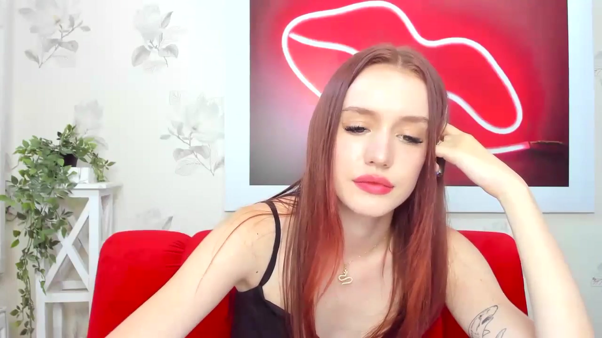 Gallery image thumbnail from IsabellRrose's myfreecams stream on, 06/16/2024, 16:06 image 15 of 20