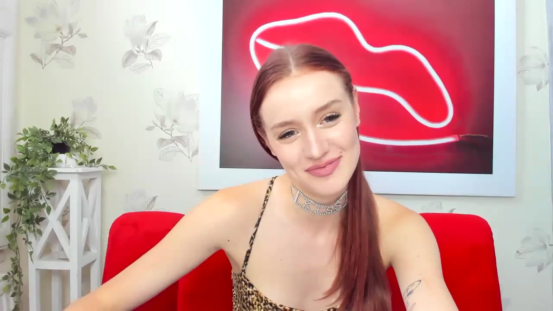 Gallery image thumbnail from IsabellRrose's myfreecams stream on, 06/17/2024, 13:16 image 9 of 20