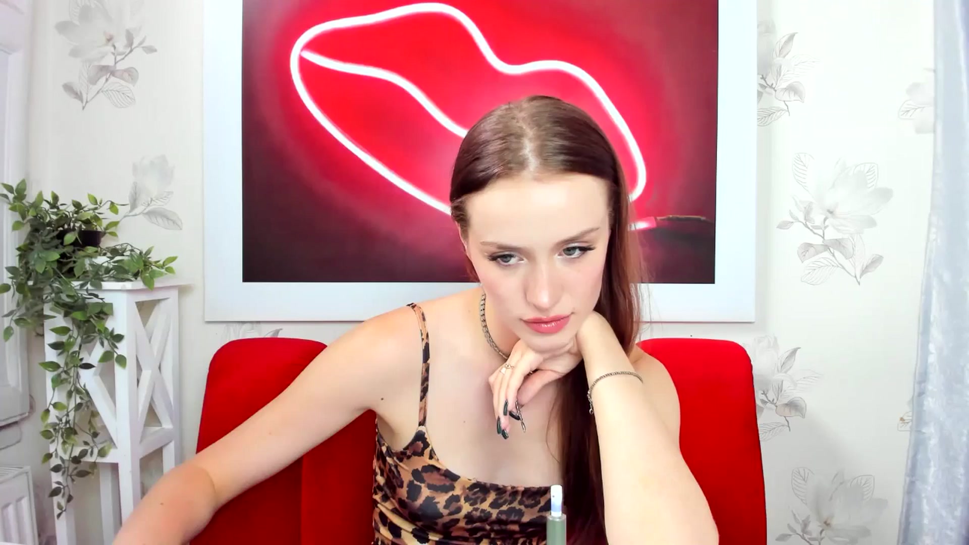 Gallery image thumbnail from IsabellRrose's myfreecams stream on, 07/21/2024, 14:24 image 7 of 20
