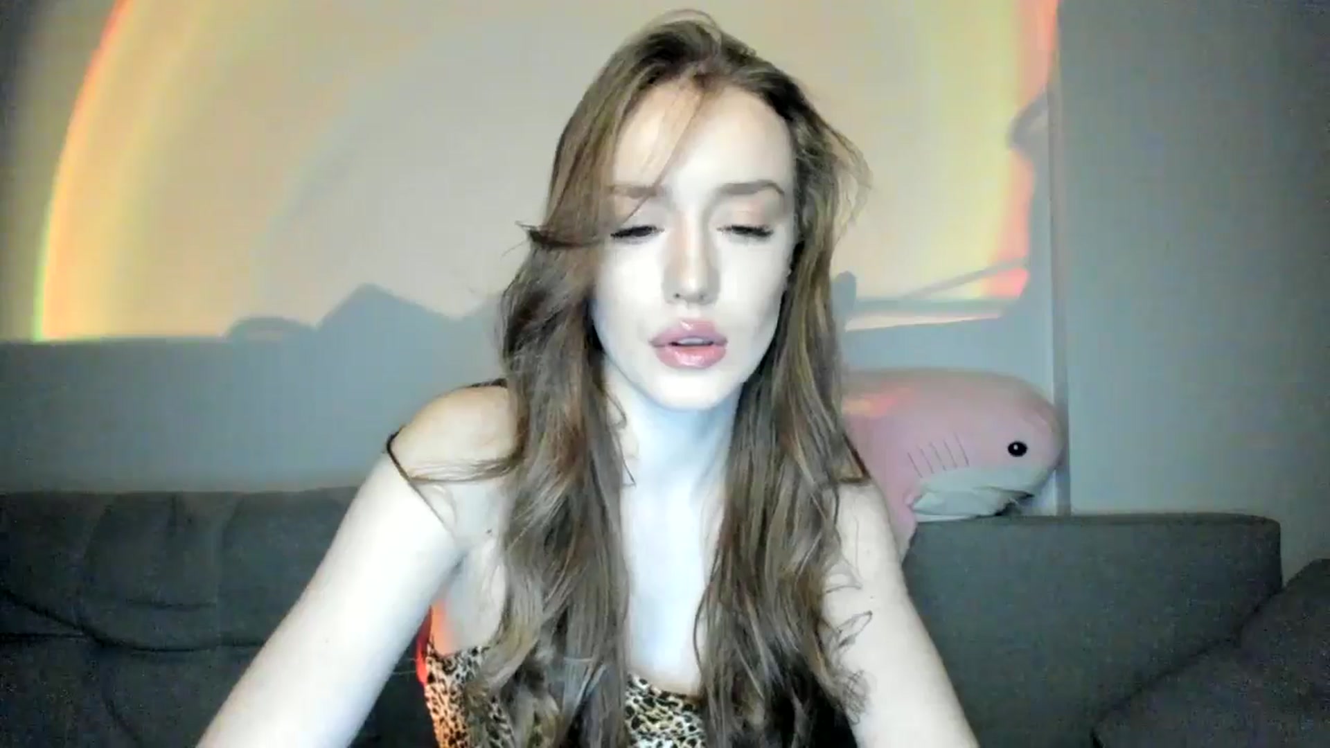 Gallery image thumbnail from IsabellRrose's myfreecams stream on, 12/13/2024, 14:29 image 7 of 20