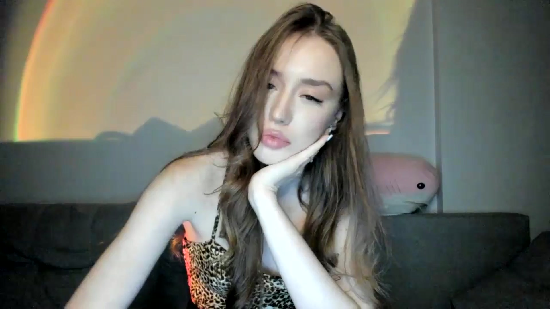 Gallery image thumbnail from IsabellRrose's myfreecams stream on, 12/13/2024, 15:46 image 13 of 20
