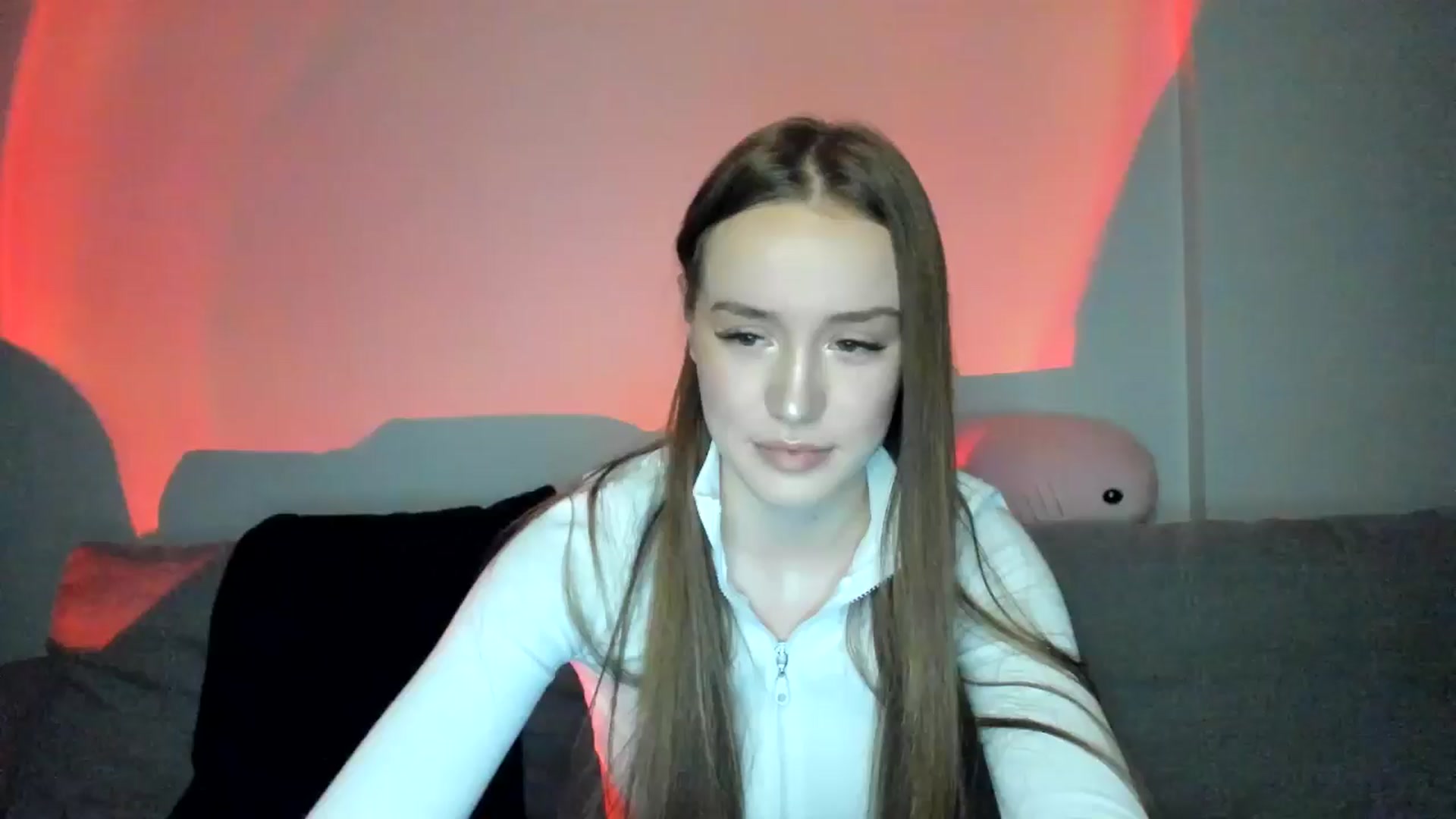 Gallery image thumbnail from IsabellRrose's myfreecams stream on, 12/16/2024, 17:49 image 11 of 20