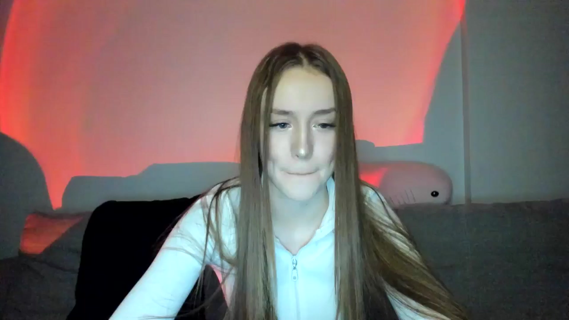 Gallery image thumbnail from IsabellRrose's myfreecams stream on, 12/16/2024, 17:49 image 8 of 20