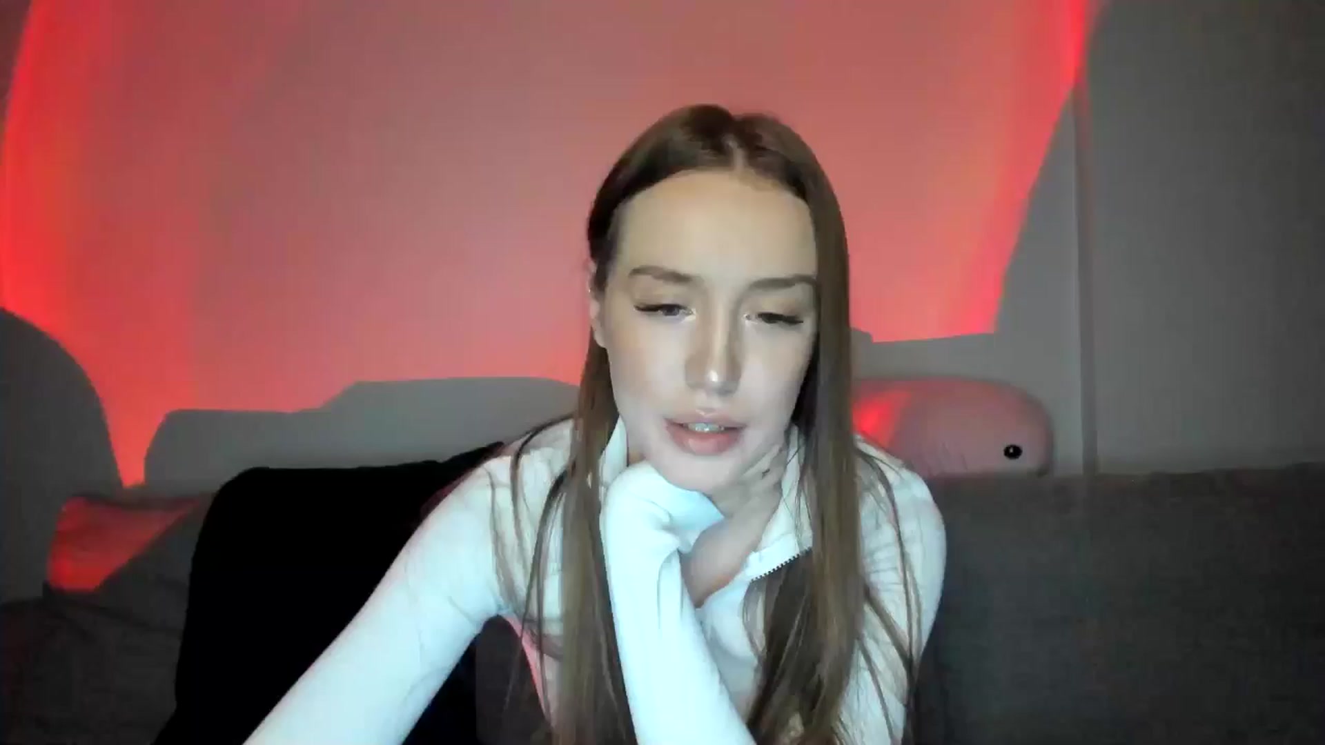 Gallery image thumbnail from IsabellRrose's myfreecams stream on, 12/16/2024, 17:49 image 10 of 20