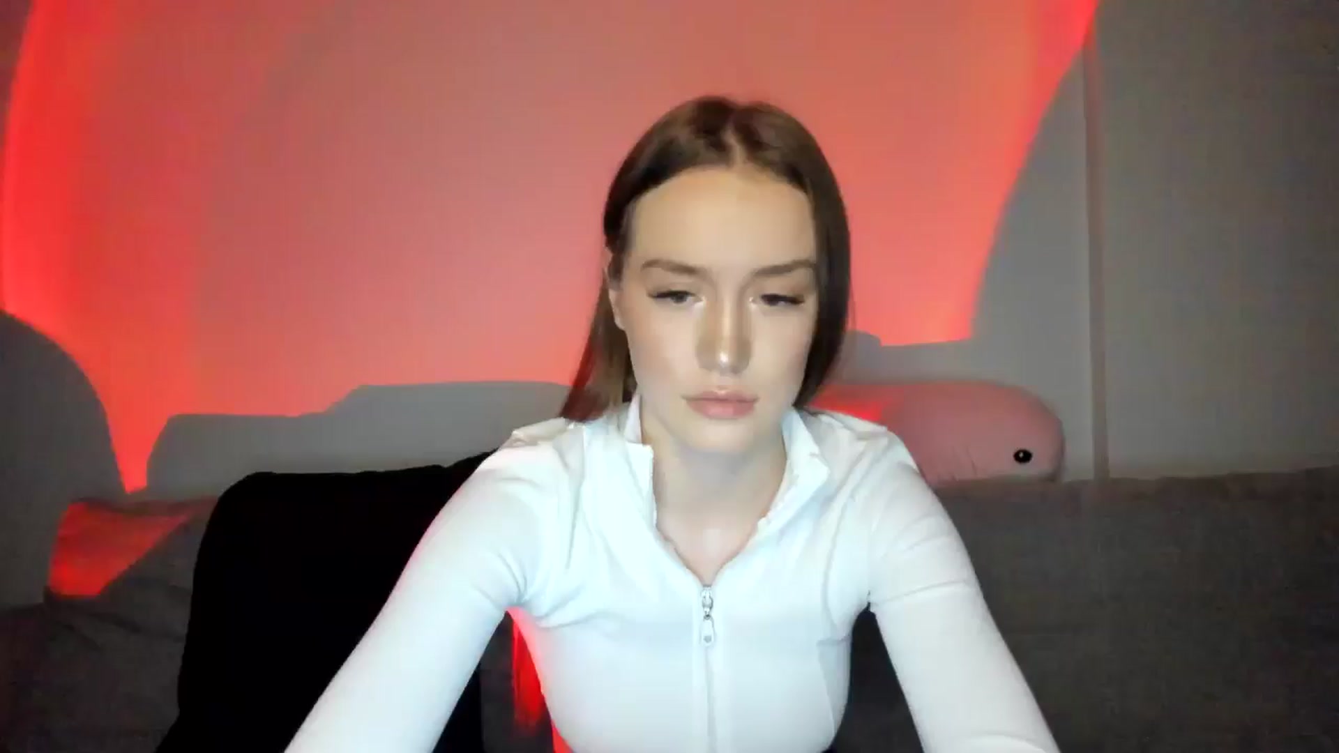 Gallery image thumbnail from IsabellRrose's myfreecams stream on, 12/16/2024, 17:49 image 18 of 20